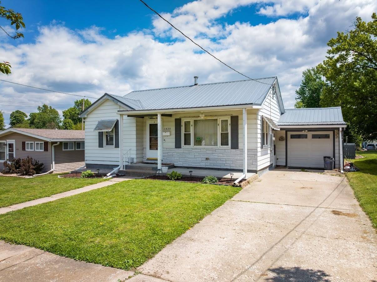 1430 N 20th ST, Quincy, IL 62301