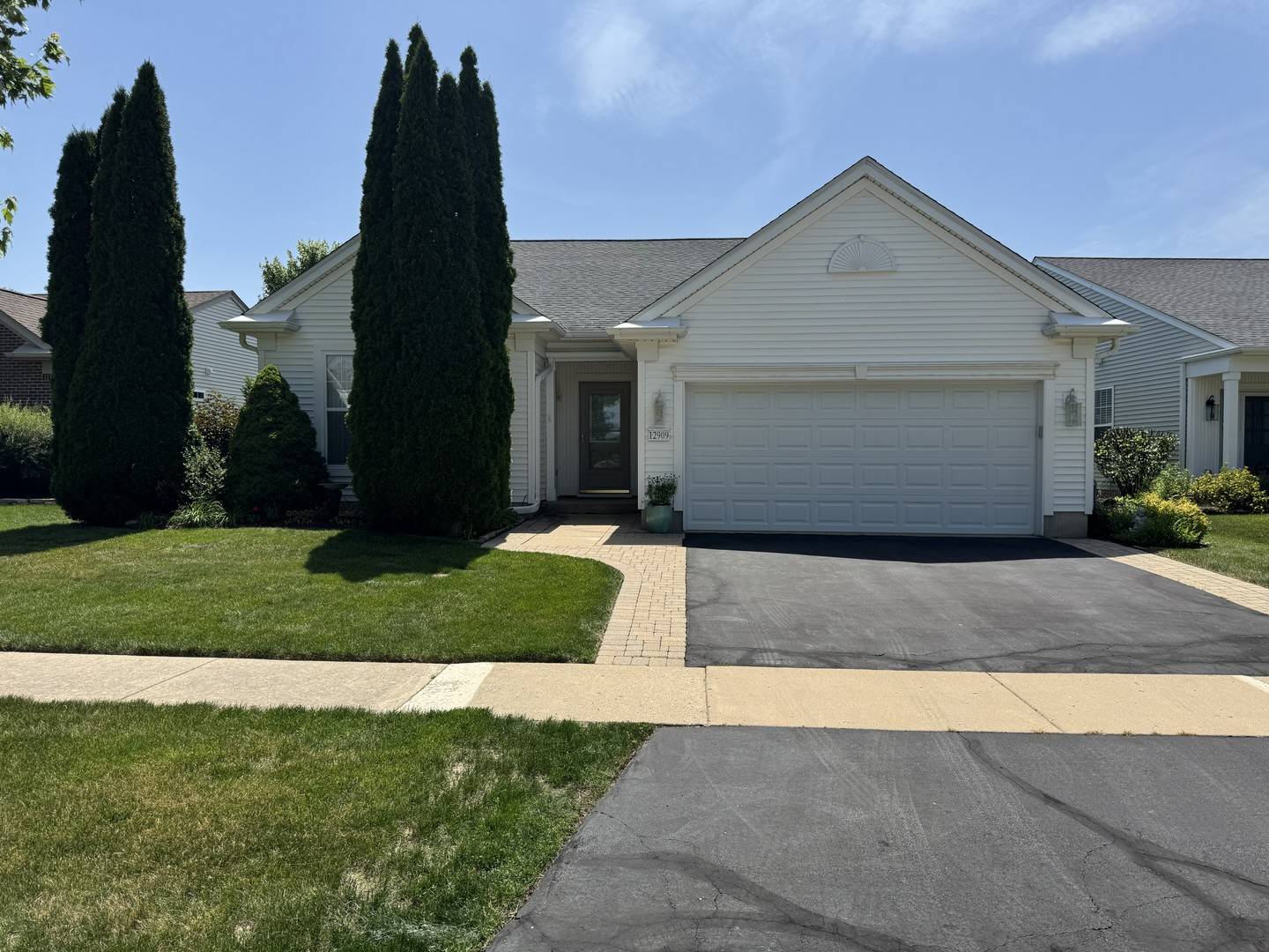 12909 Timber Creek DR, Huntley, IL 60142