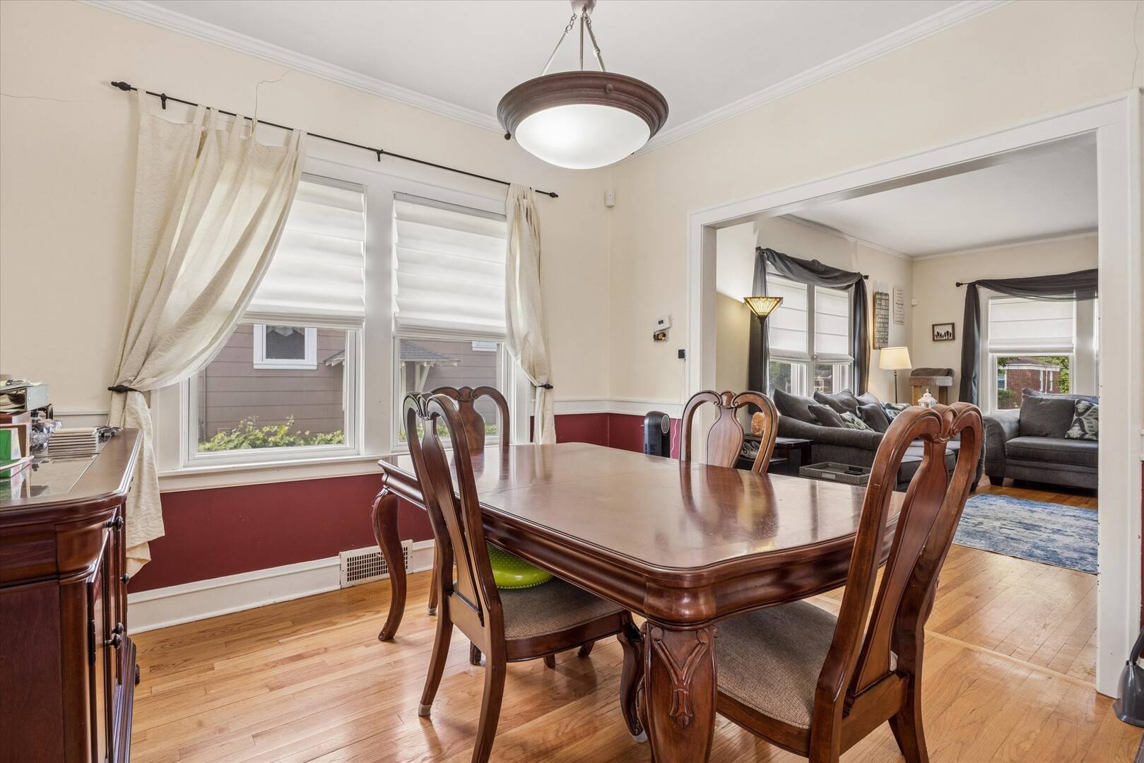 721 N Brainard AVE, La Grange Park, IL 60526