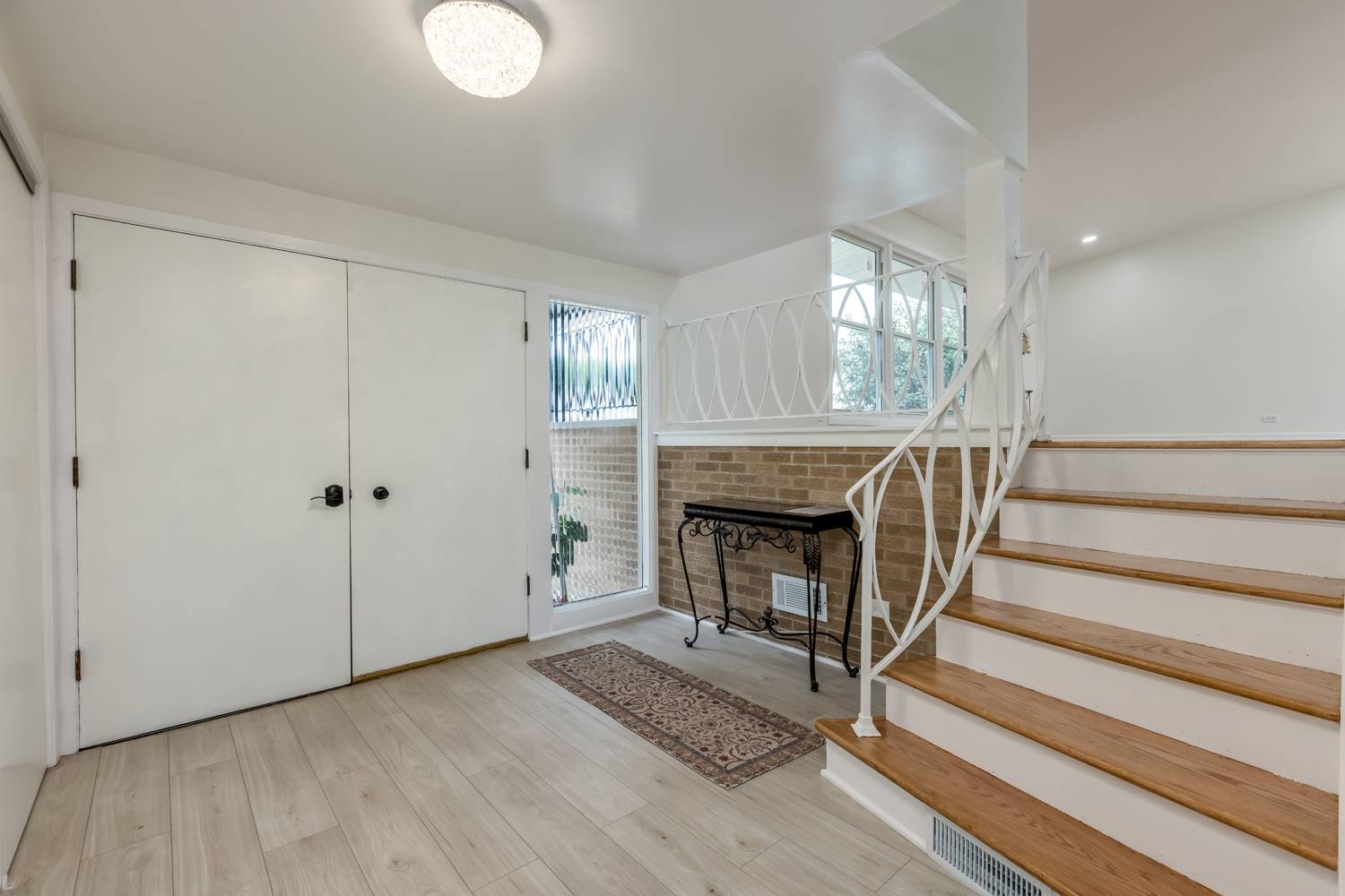 7745 Beckwith RD, Morton Grove, IL 60053