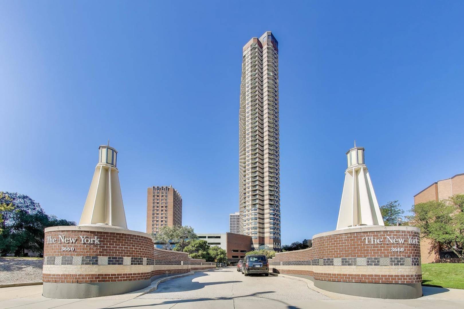 3660 N LAKE SHORE DR #909, Chicago, IL 60613