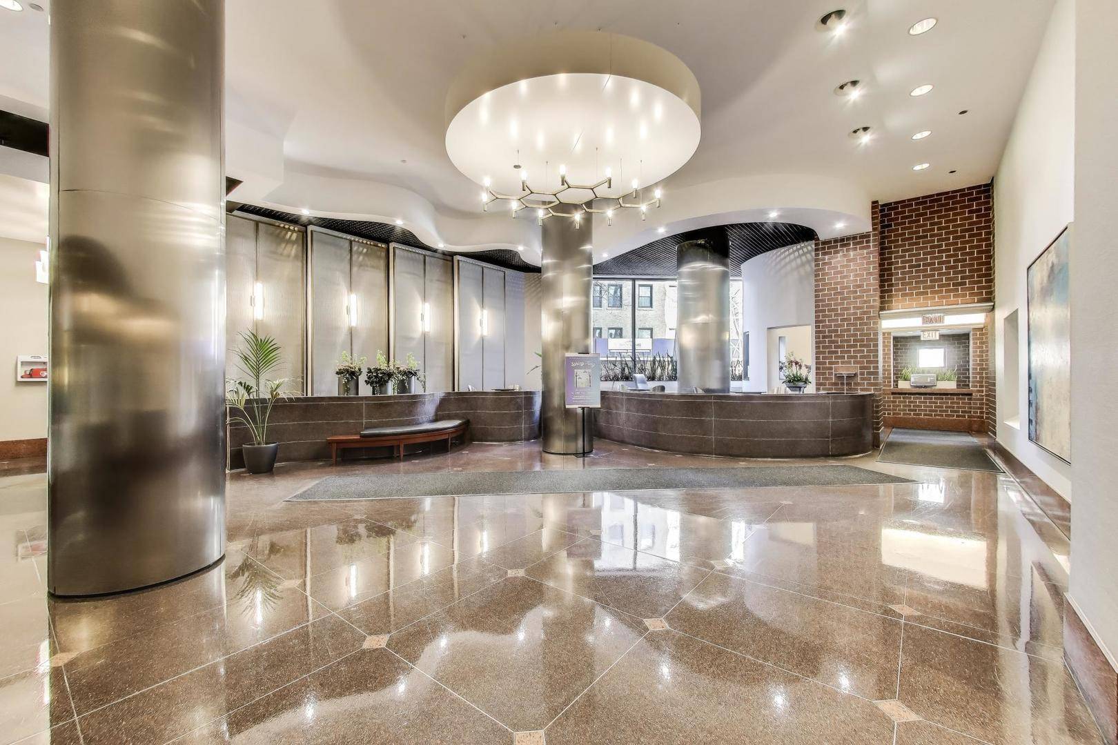 3660 N LAKE SHORE DR #909, Chicago, IL 60613