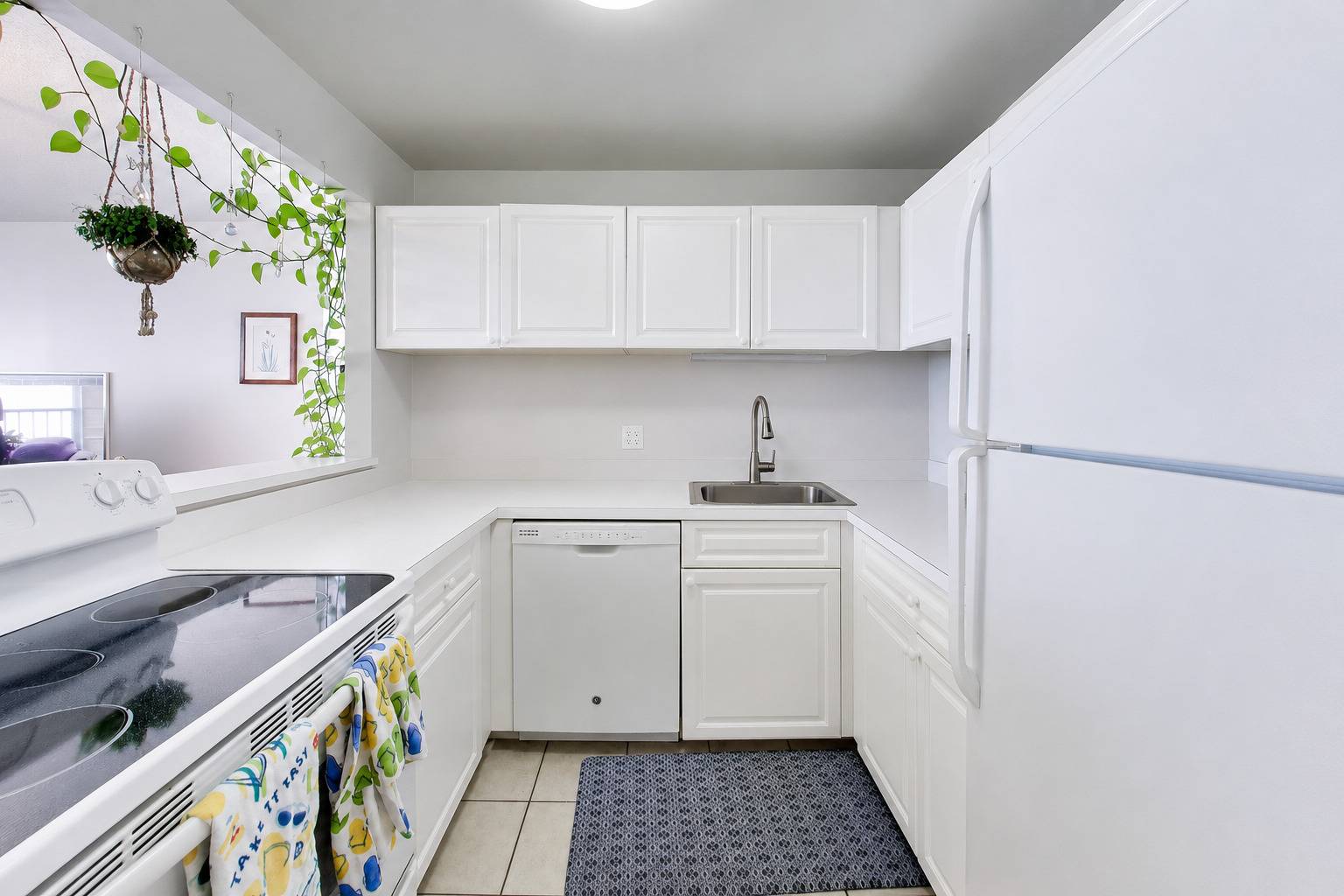 3660 N LAKE SHORE DR #909, Chicago, IL 60613