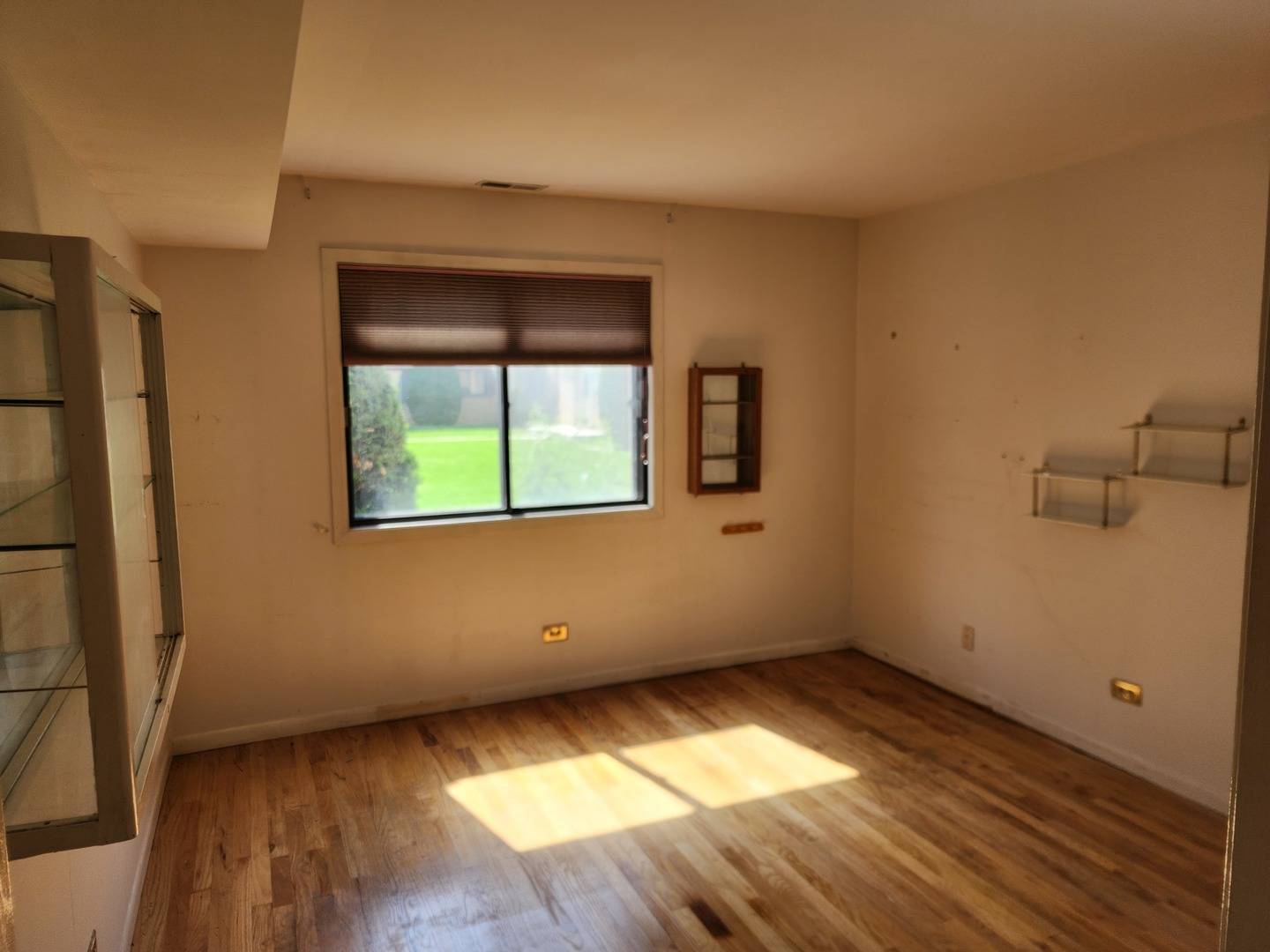 9300 HAMILTON CT #D1, Des Plaines, IL 60016