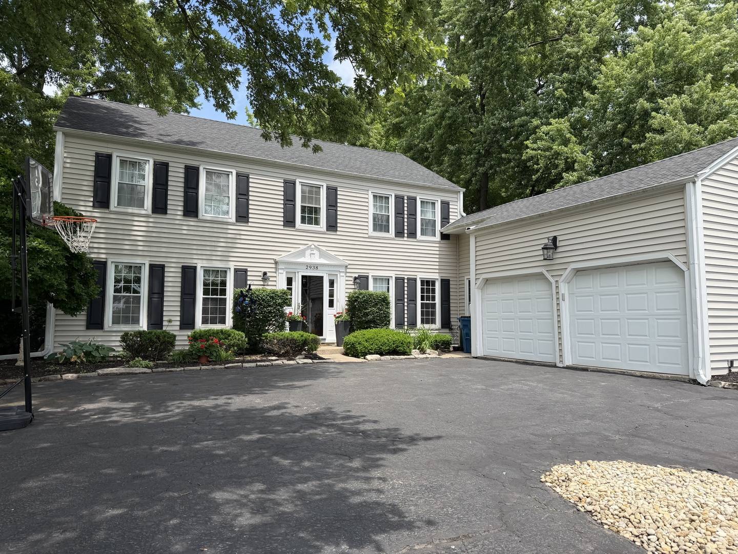 2938 E Poplar LN, Crete, IL 60417