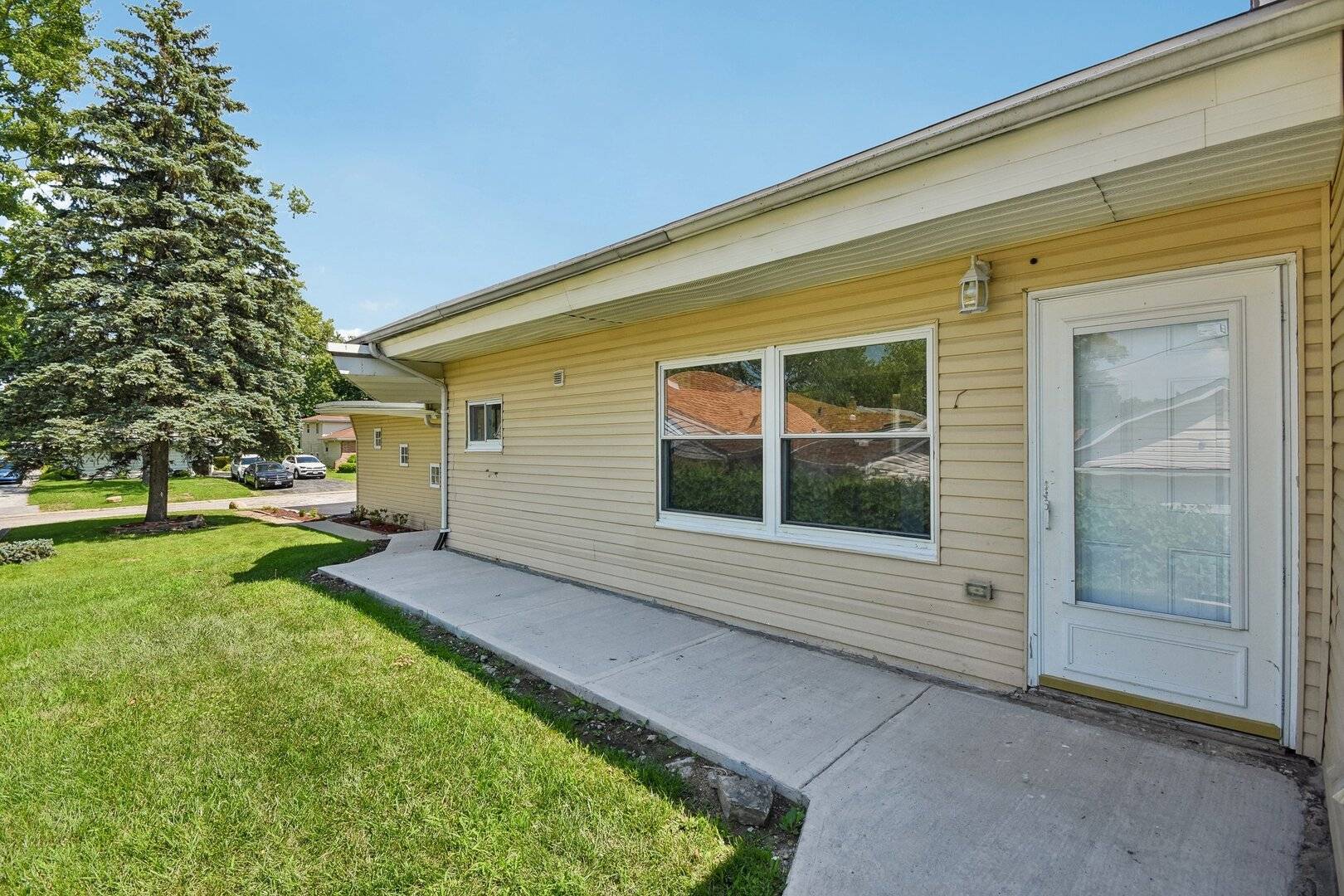 Address not disclosed, Hazel Crest, IL 60429