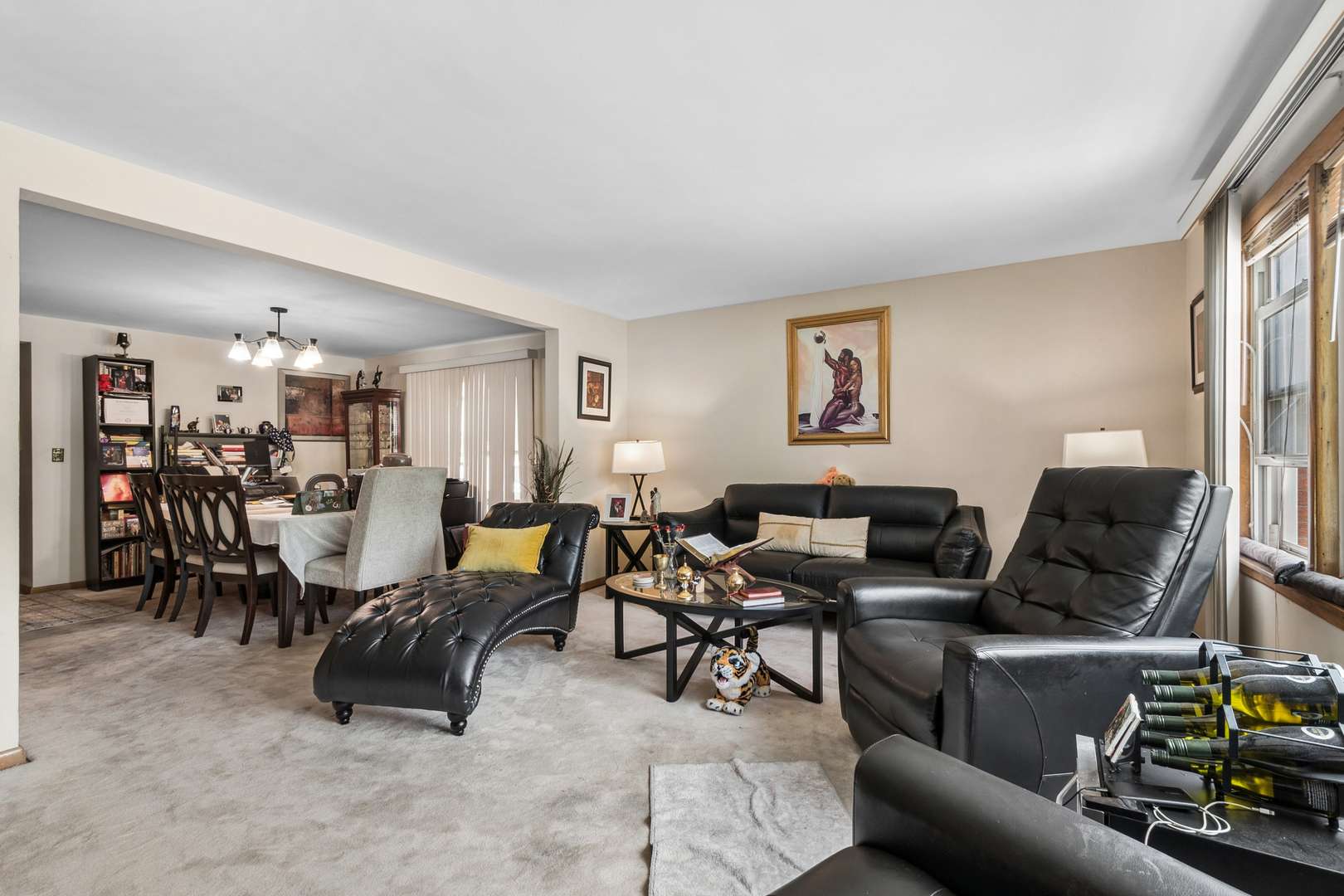 9206 Bennett AVE, Evanston, IL 60203