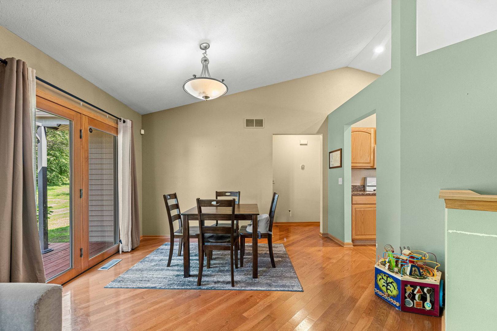 3636 Adler LN, Rockford, IL 61114