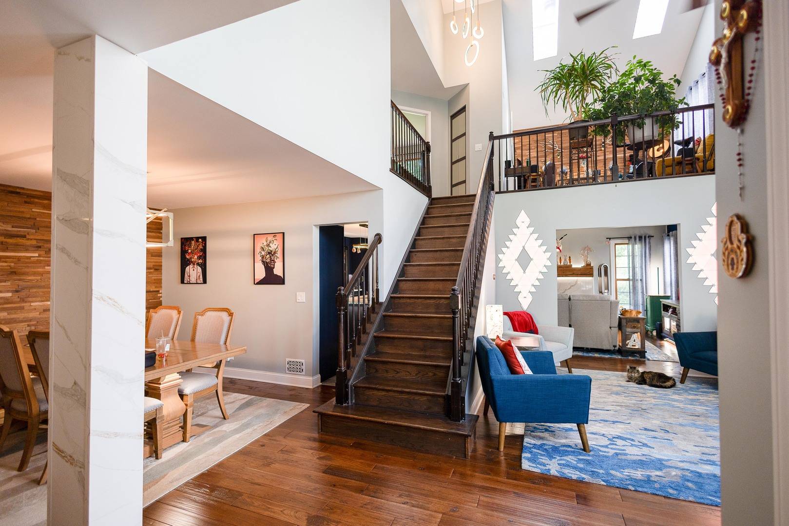 826 Fairmont CT, Des Plaines, IL 60018