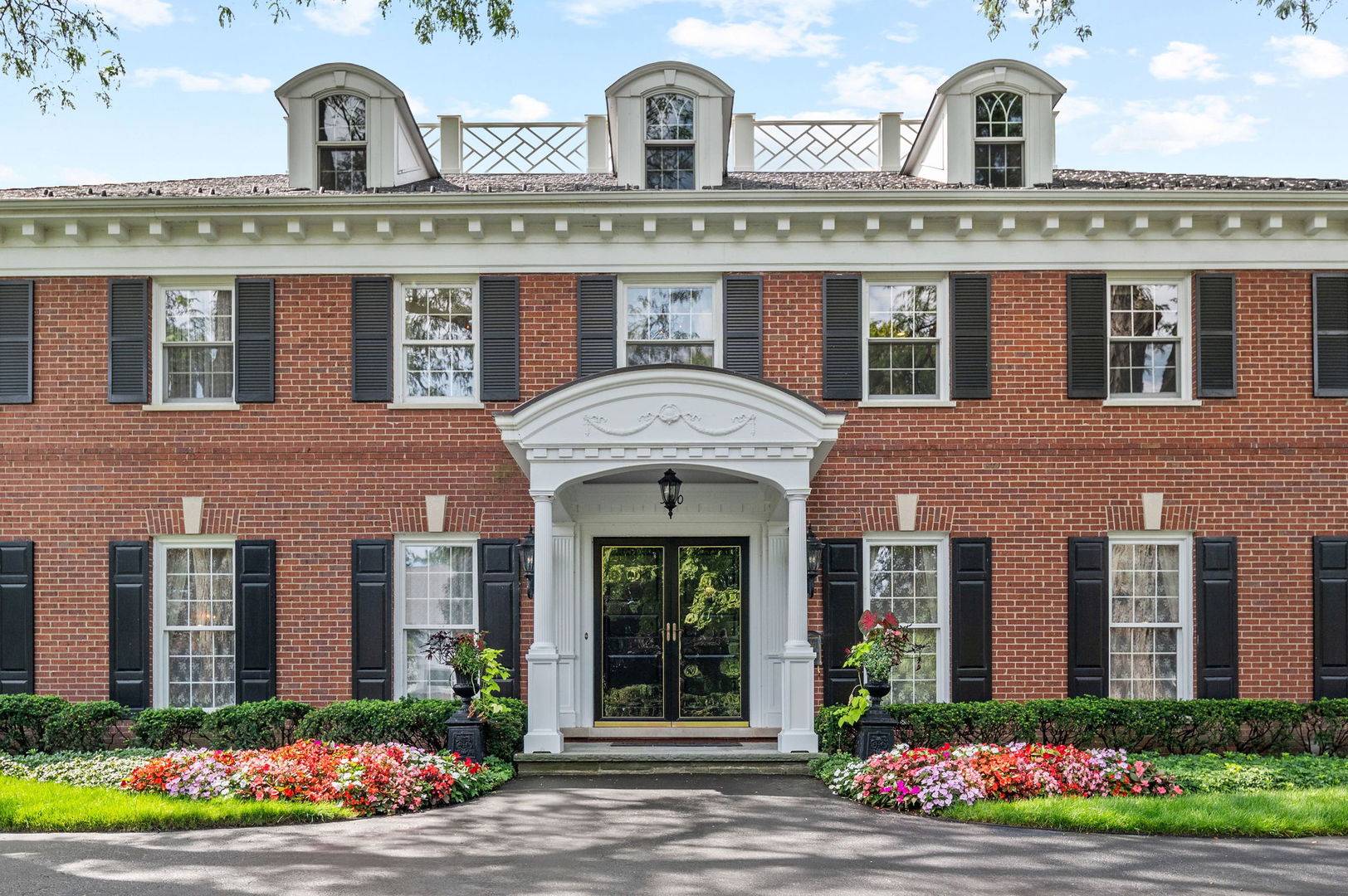 320 Woodley RD, Winnetka, IL 60093