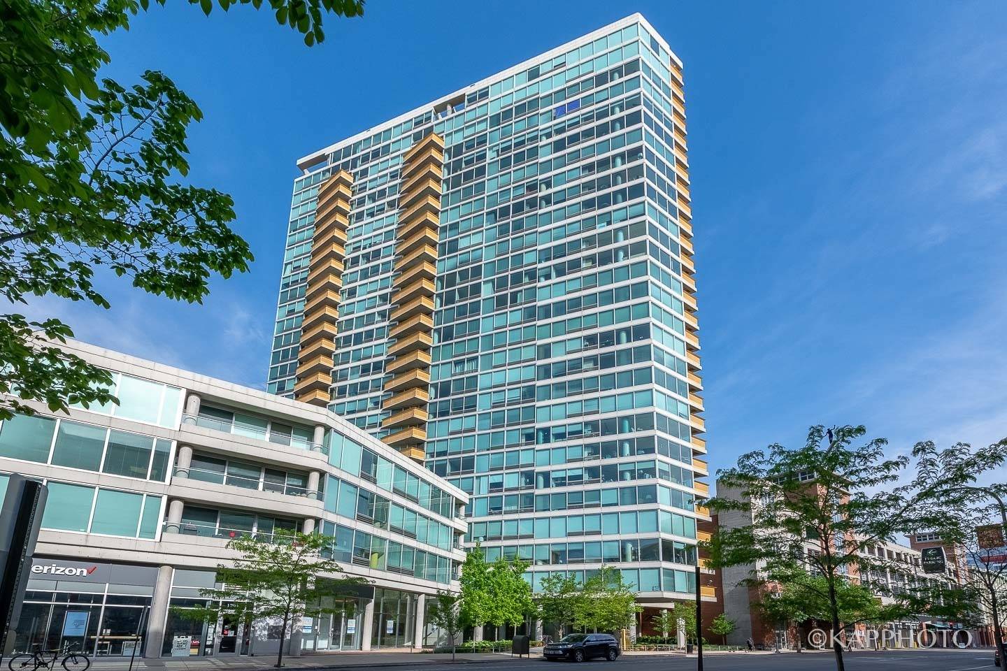 1720 Maple AVE #2170, Evanston, IL 60201