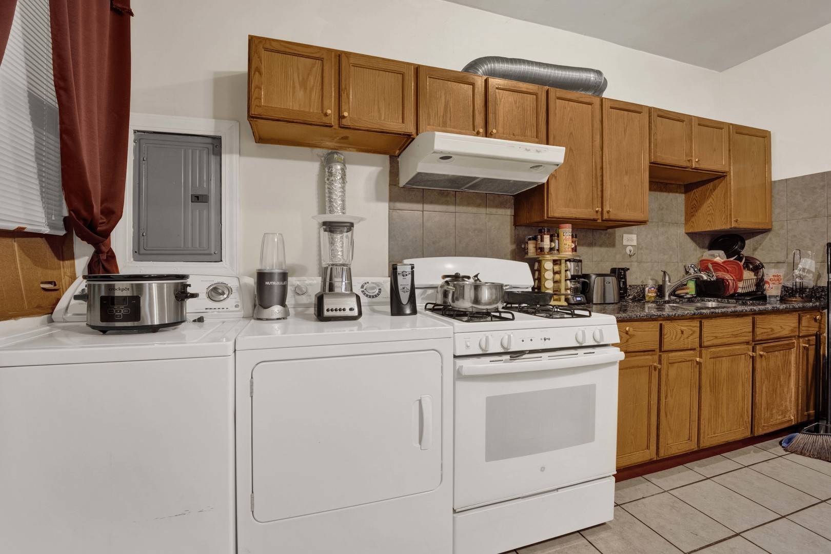 2714 W LEXINGTON ST, Chicago, IL 60612