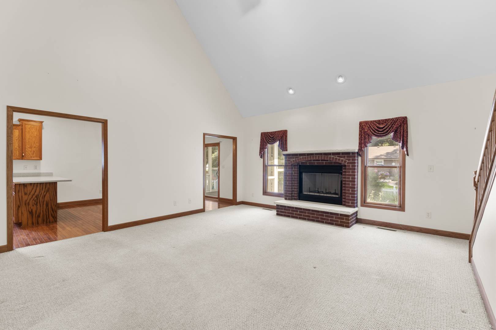 406 E Knights RD, Sandwich, IL 60548