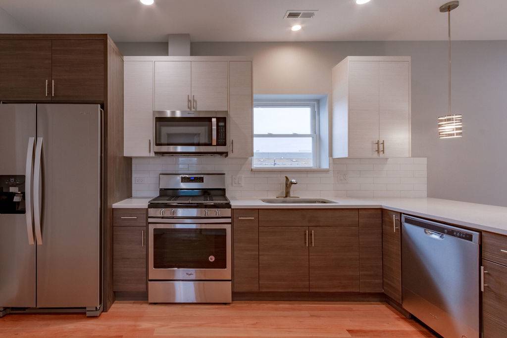 4851 N Central AVE #2W, Chicago, IL 60630