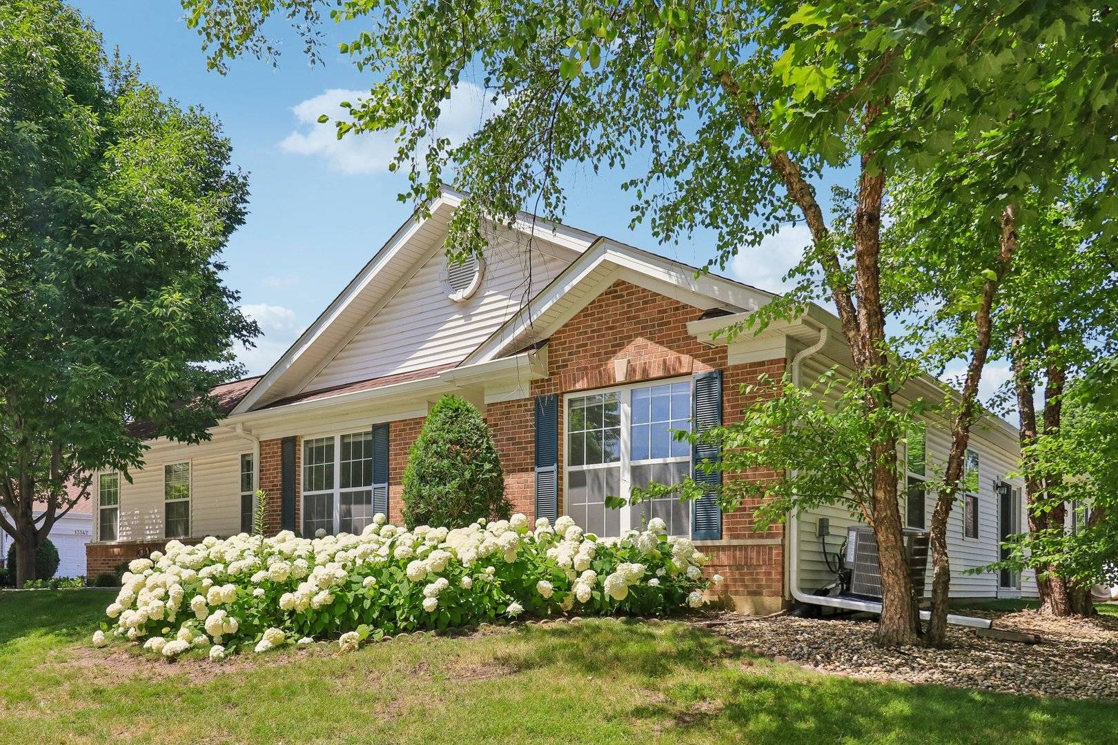 13322 S Bayberry LN, Plainfield, IL 60544