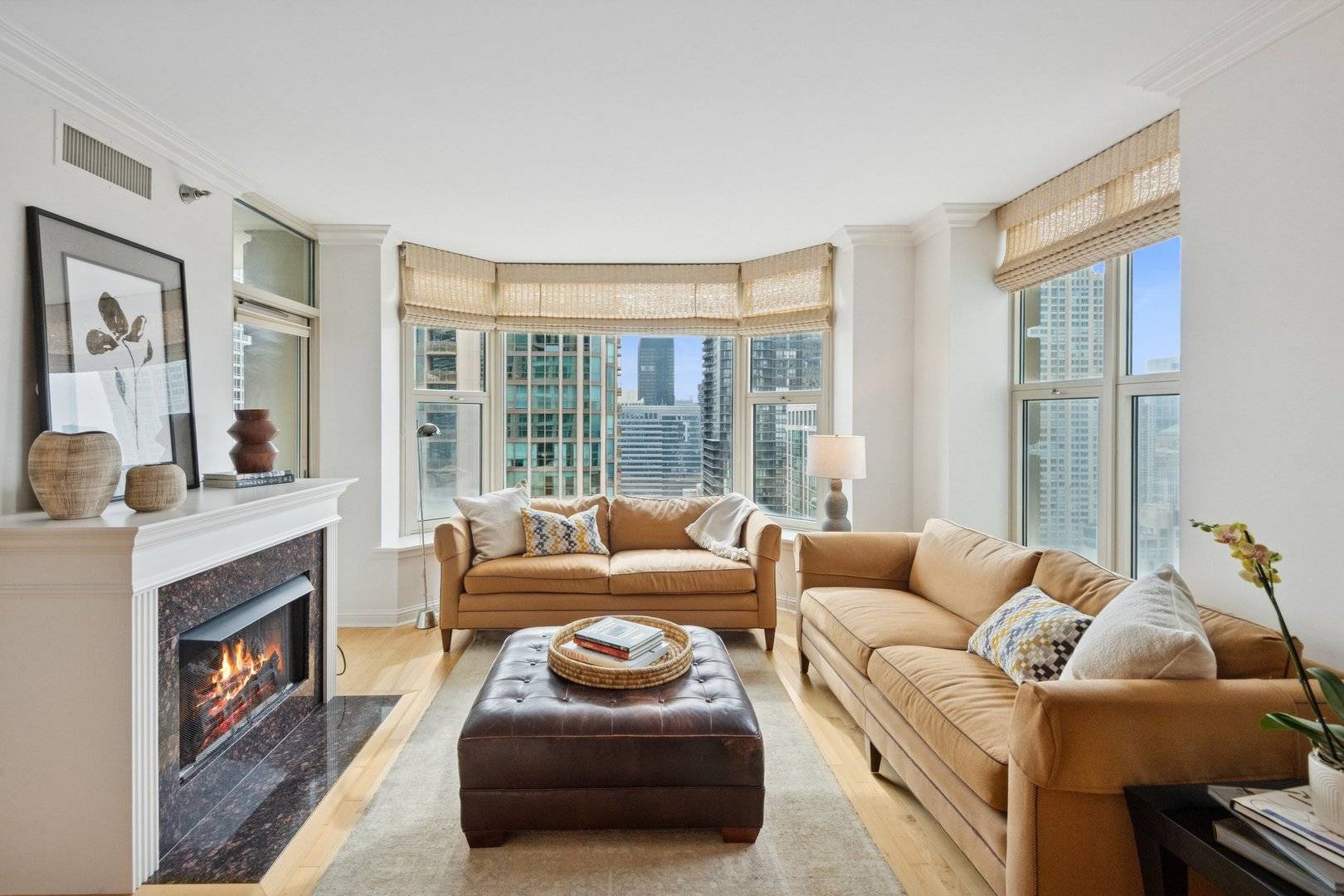 25 E Superior ST #3903, Chicago, IL 60611