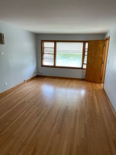4570 N Narragansett AVE #2, Harwood Heights, IL 60706