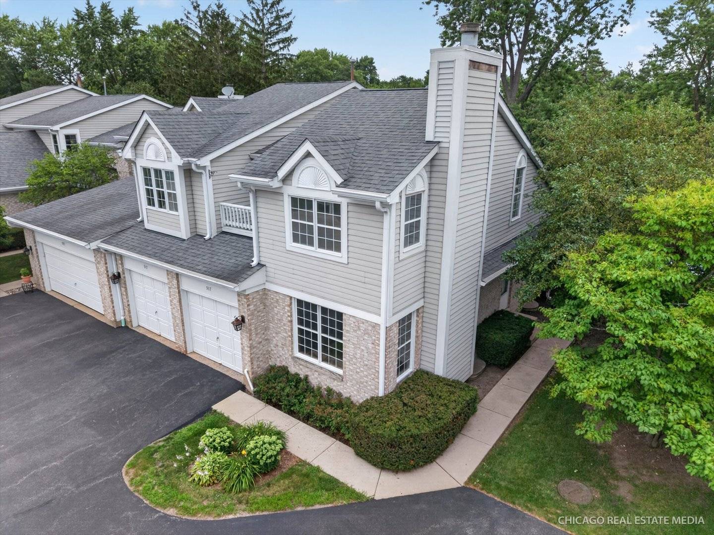 917 N Cove DR #H, Palatine, IL 60067