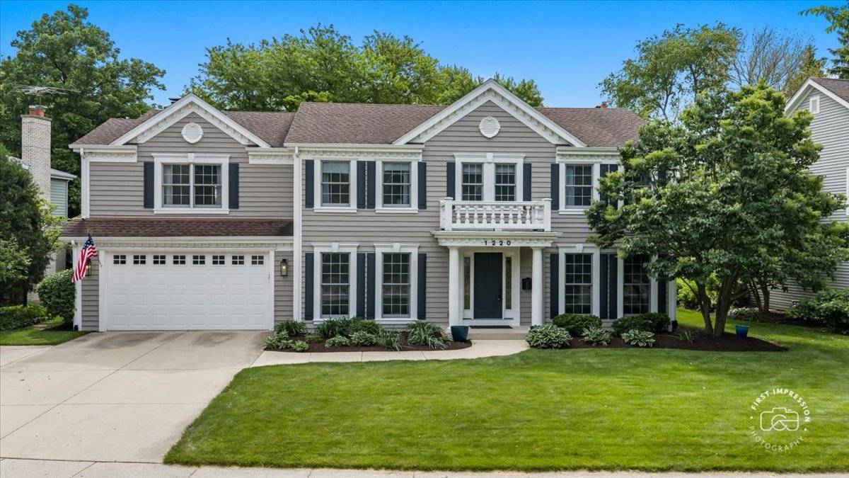 1220 Heatherton DR, Naperville, IL 60563