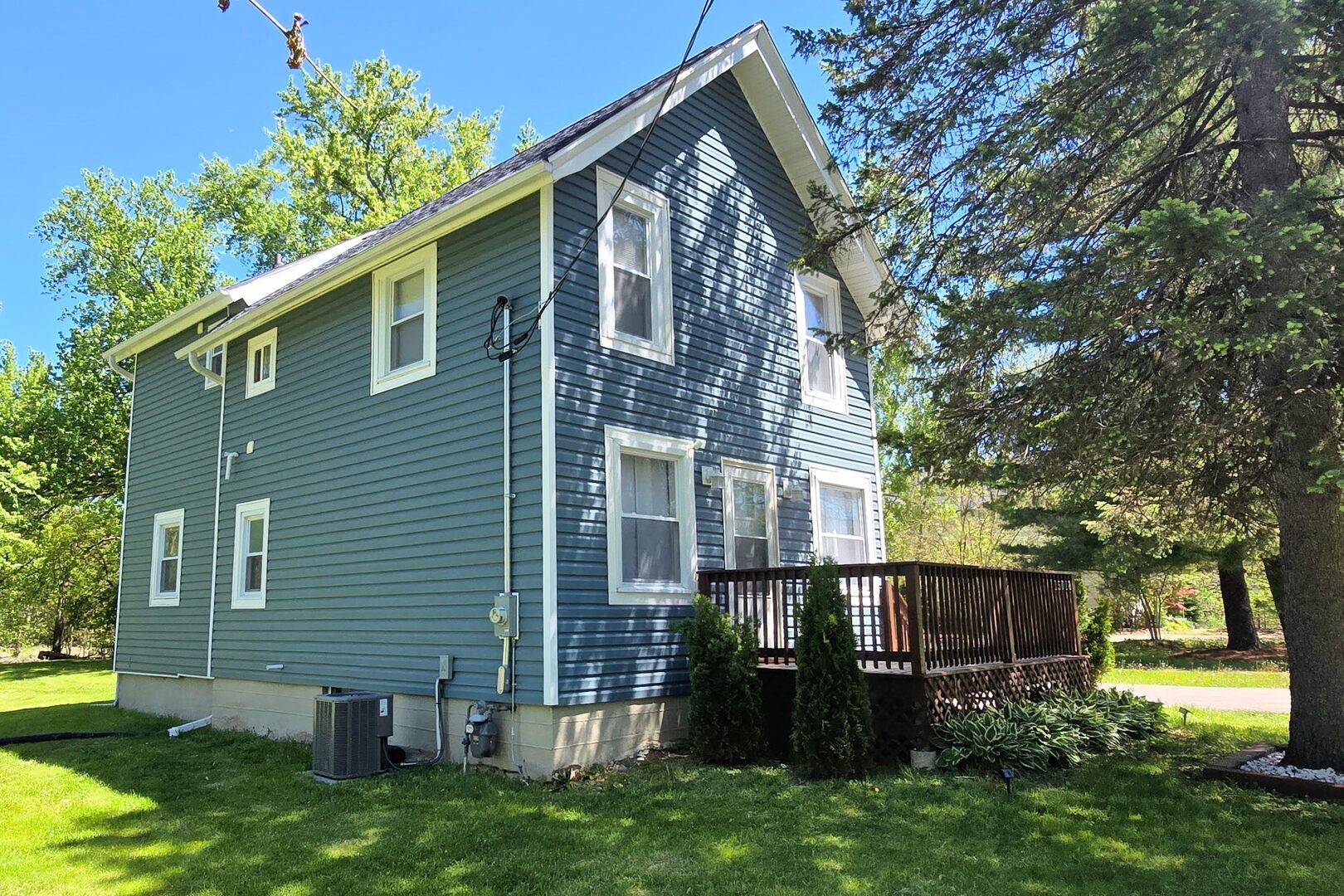 15018 W Russell RD, Zion, IL 60099