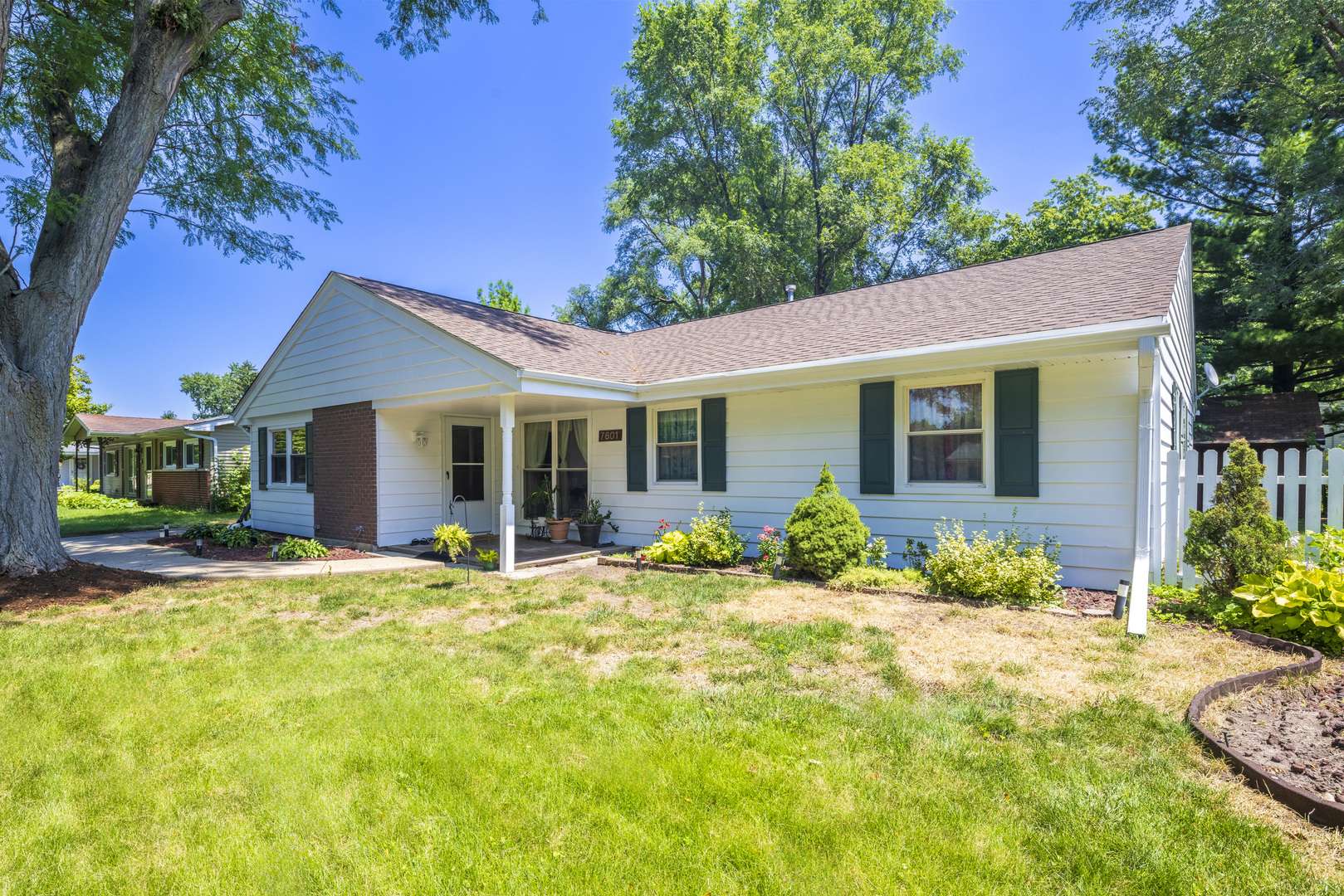 7601 Adams ST, Darien, IL 60561