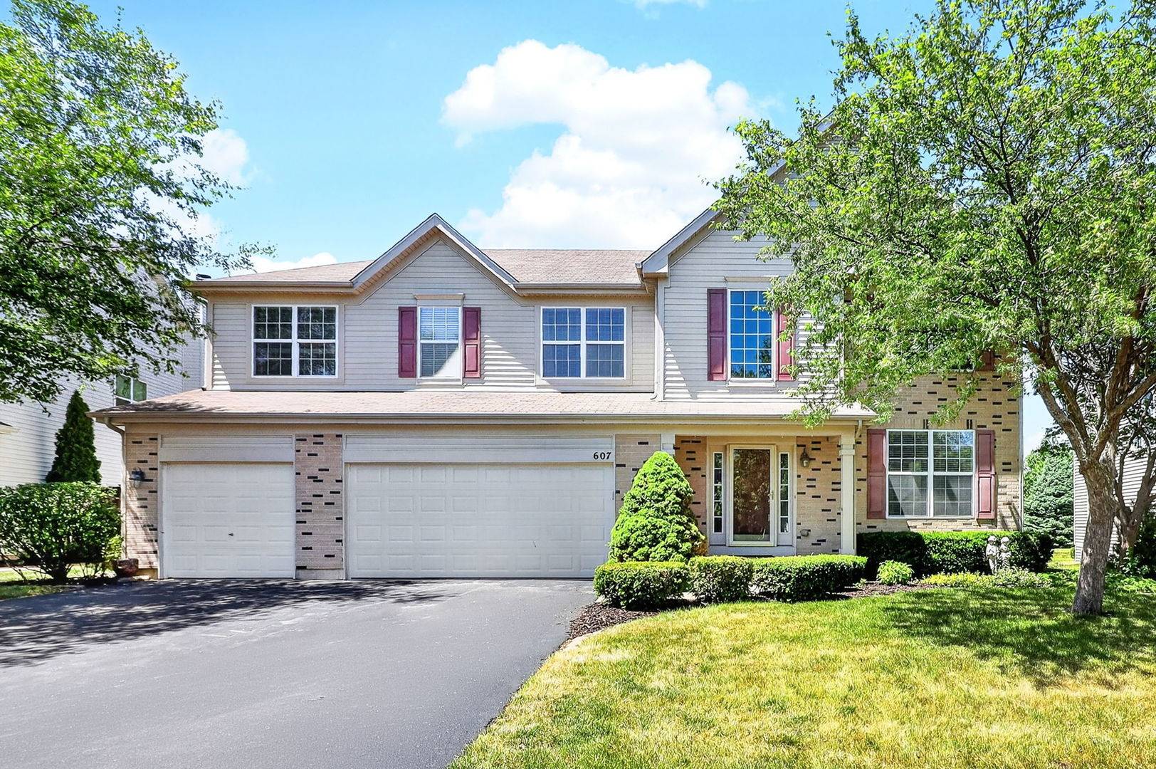 607 Mansfield WAY, Oswego, IL 60543
