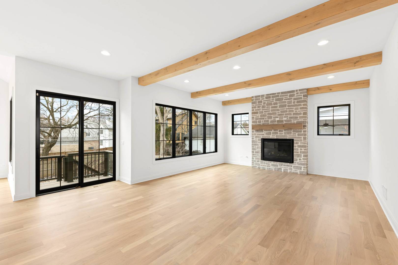 1310 N Eagle ST, Naperville, IL 60563