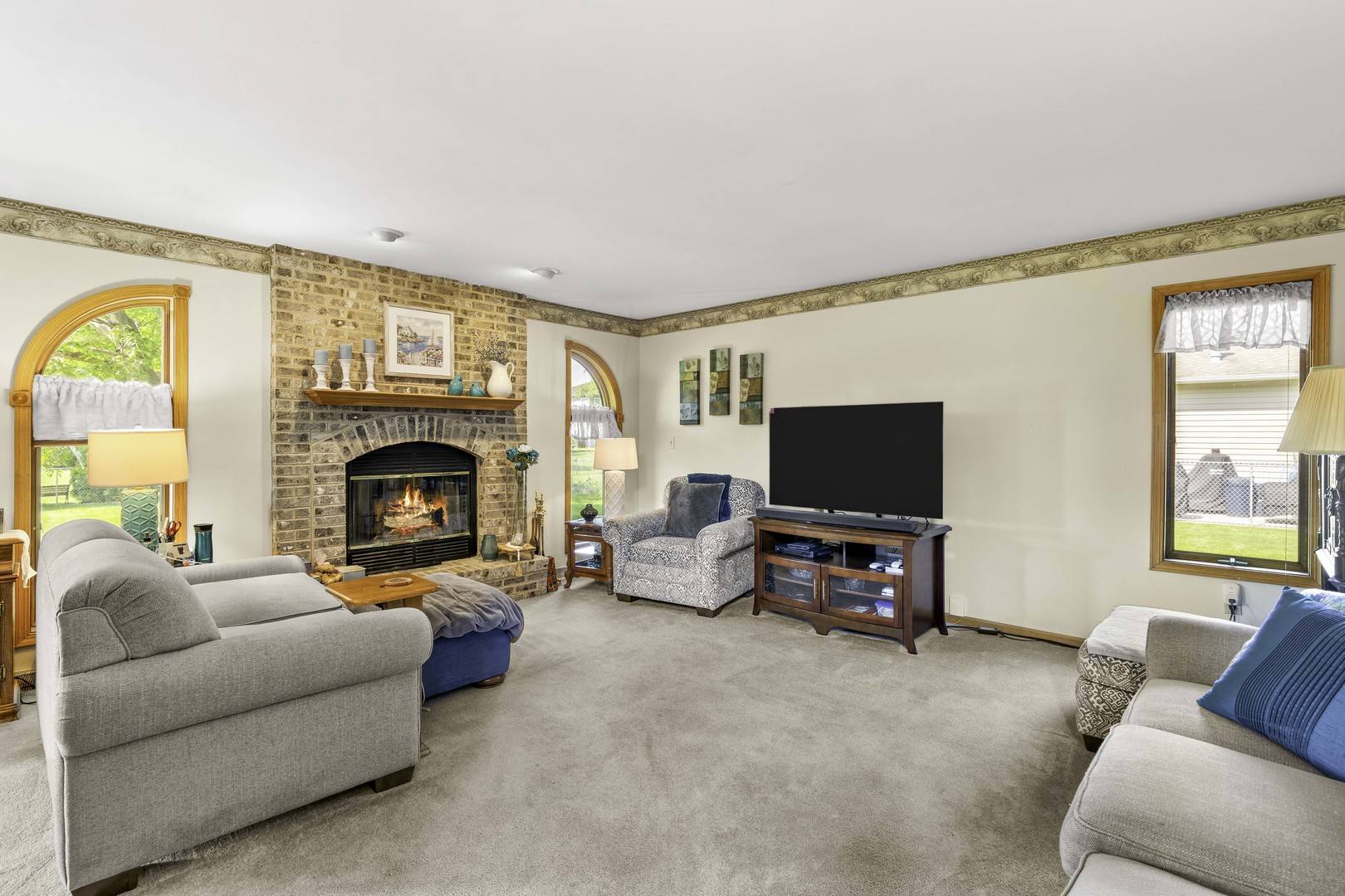 200 E Webb ST, Sandwich, IL 60548