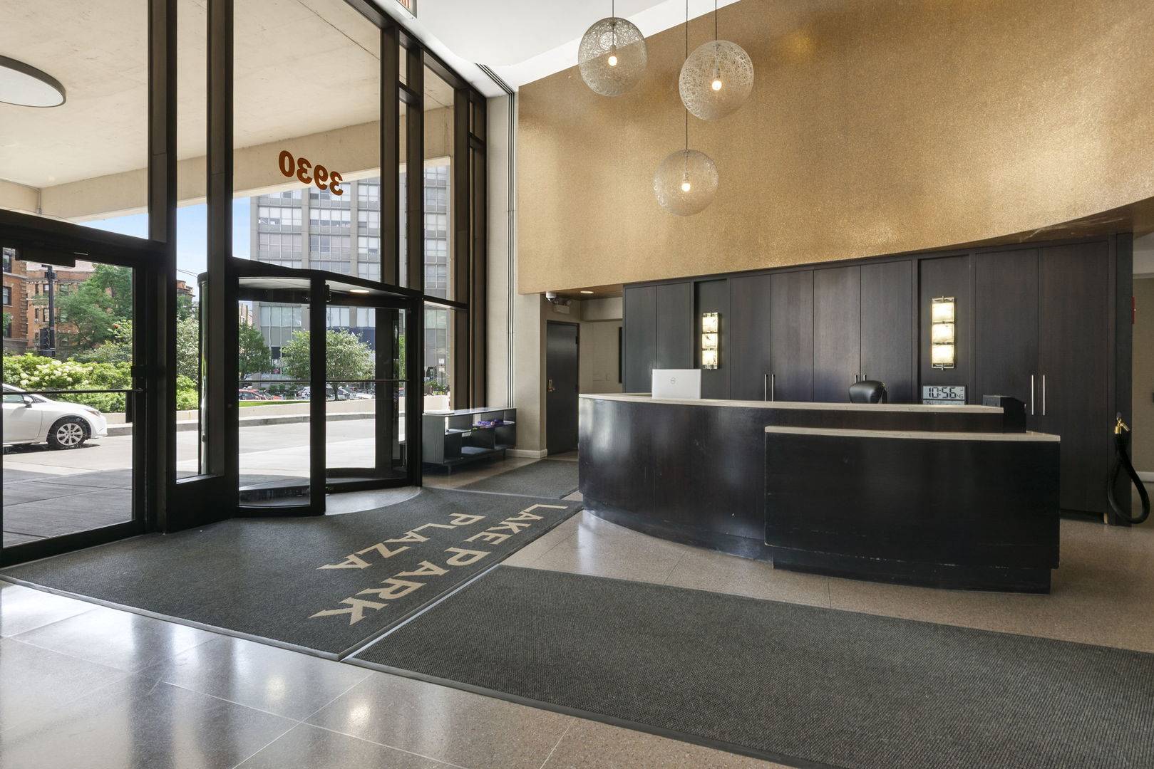 3930 N PINE GROVE AVE #909, Chicago, IL 60613