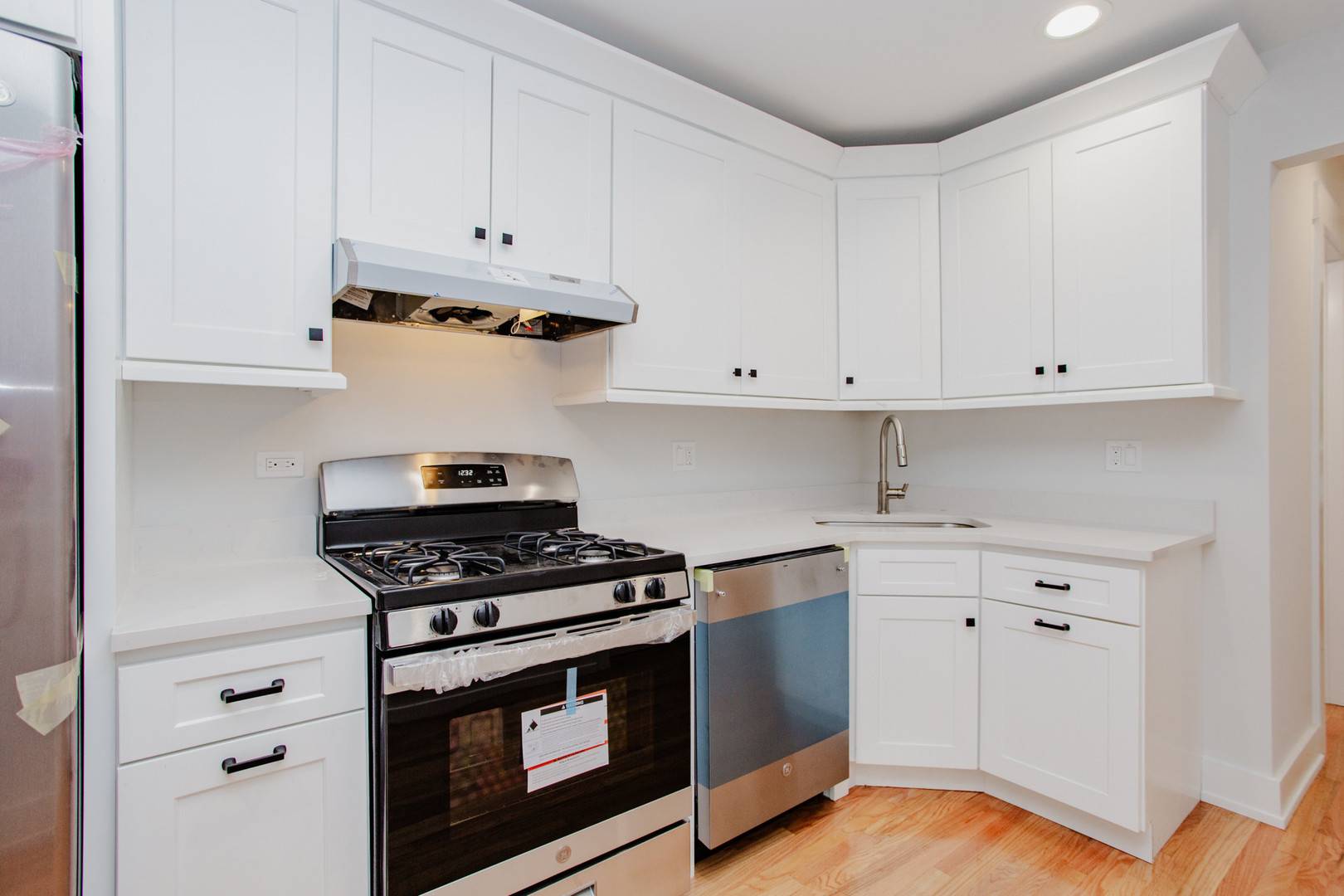 5509 N Central AVE, Chicago, IL 60630