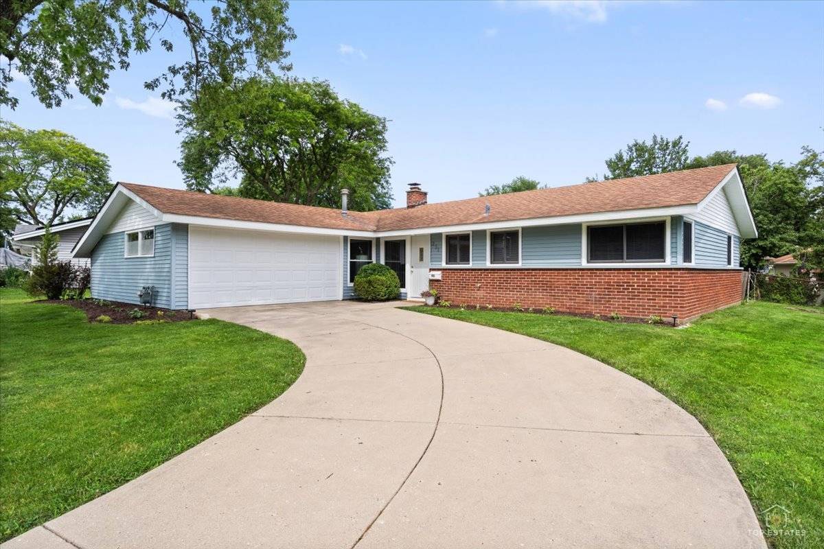 231 Webster LN, Schaumburg, IL 60193