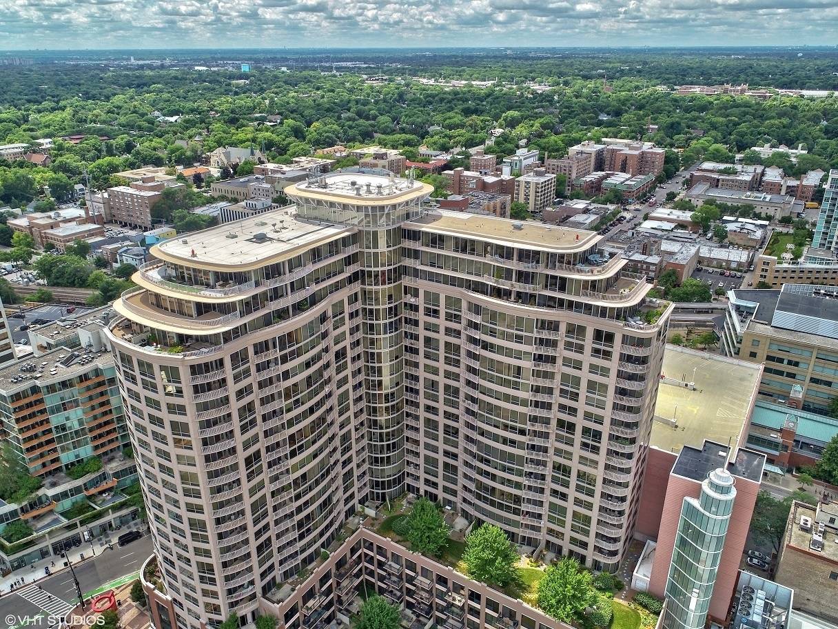 807 Davis ST #1501, Evanston, IL 60201