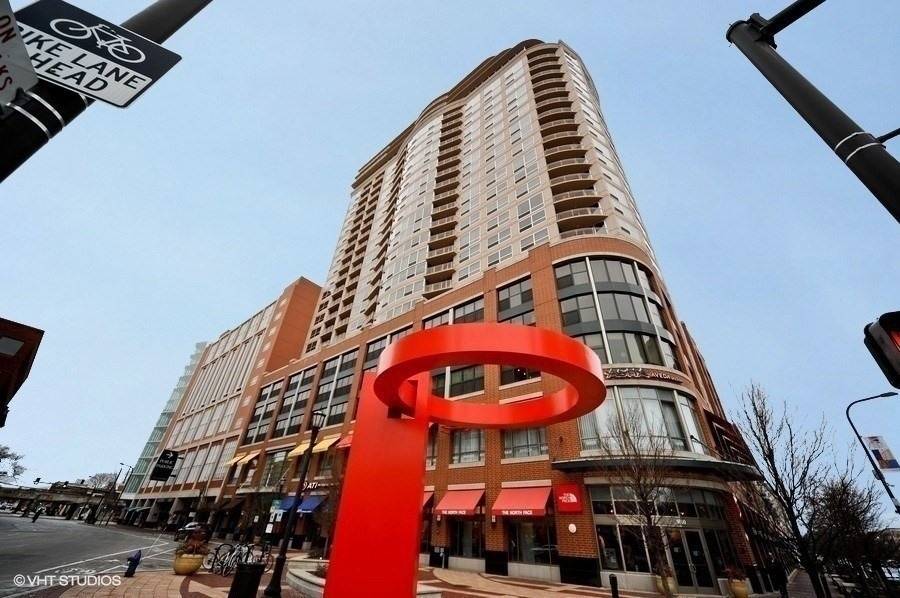 807 Davis ST #1501, Evanston, IL 60201
