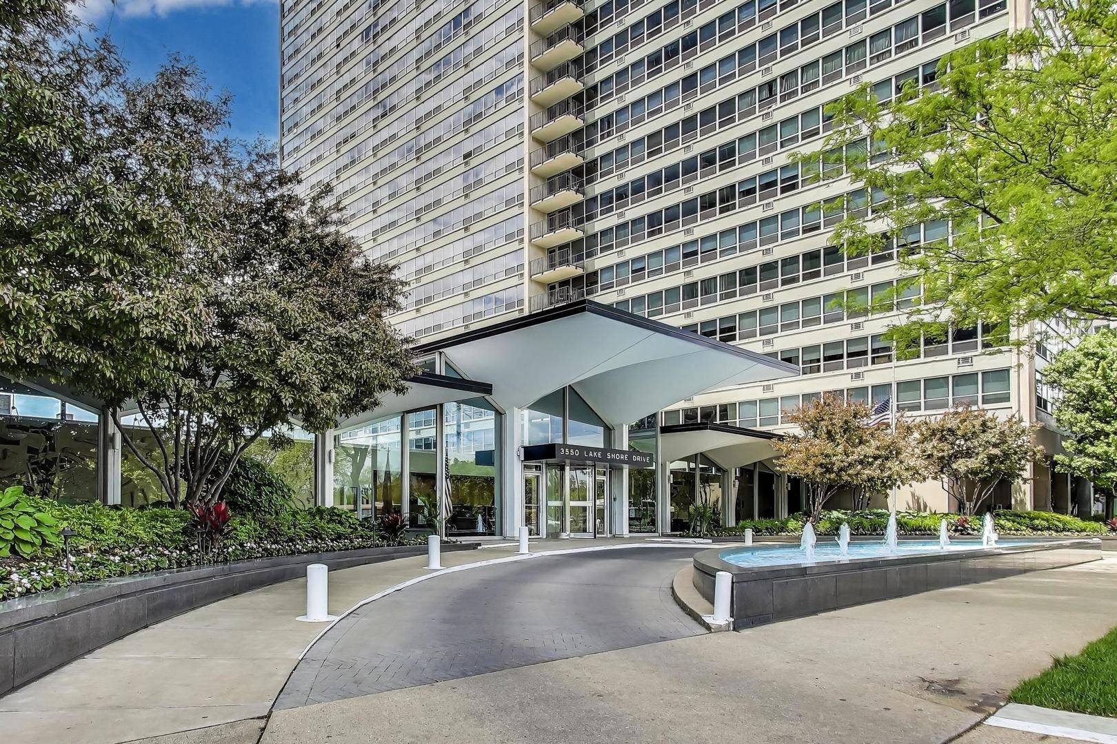3550 N Lake Shore DR #228, Chicago, IL 60657