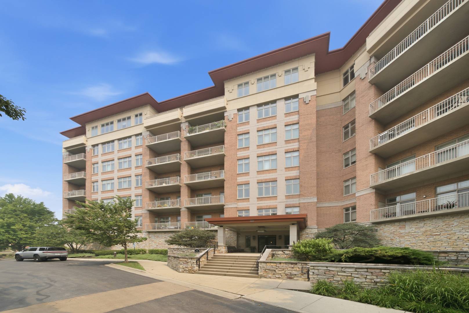 40 Prairie Park DR #702, Wheeling, IL 60090
