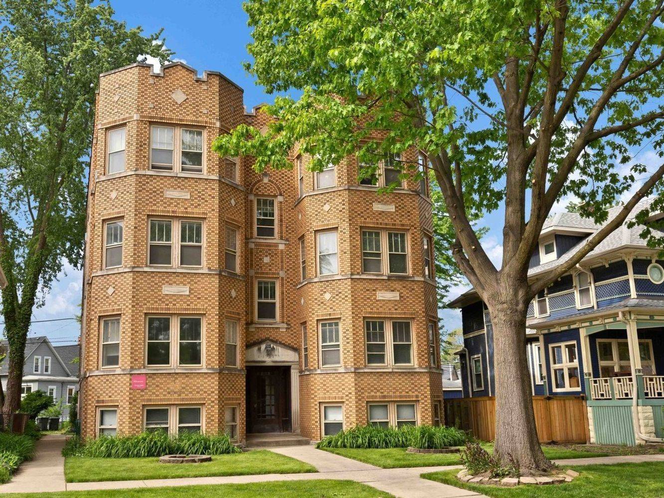 3636 Grand BLVD #3N, Brookfield, IL 60513