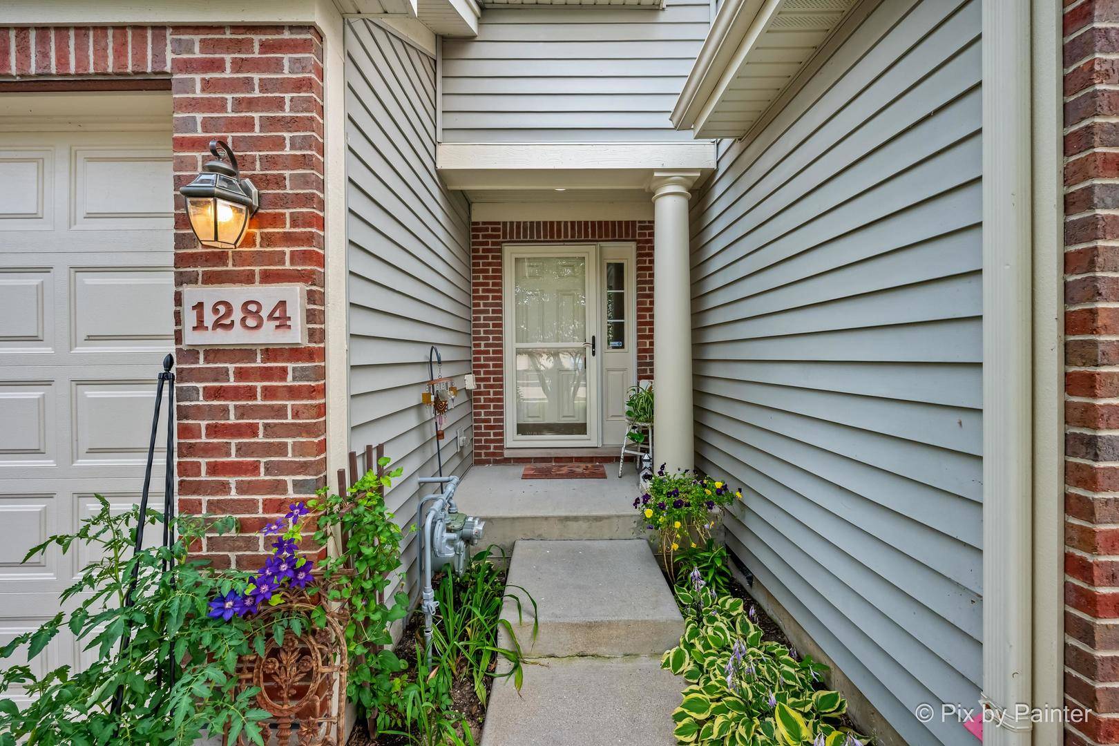 1284 West Lake DR, Cary, IL 60013