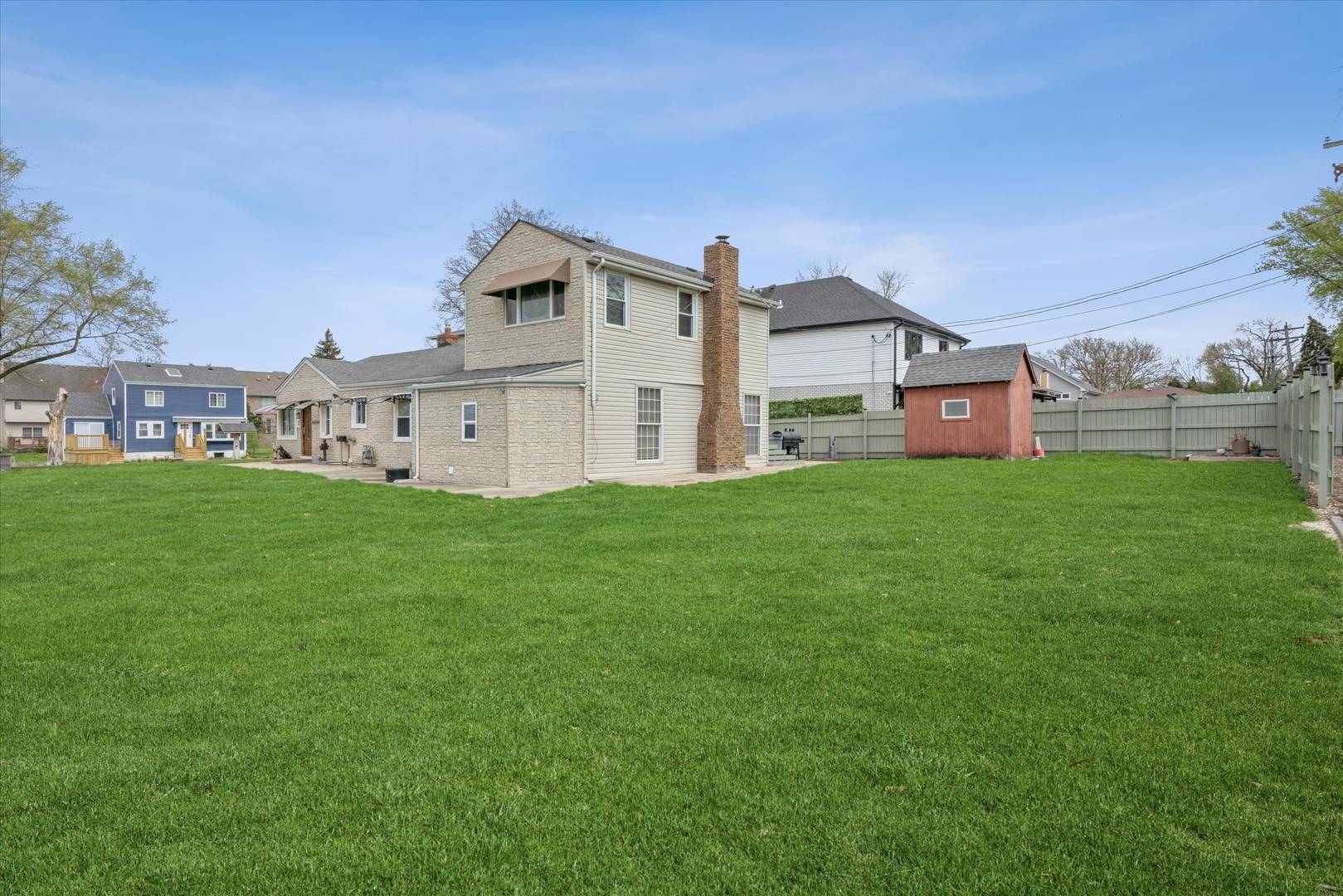 117 Sunrise AVE, Willowbrook, IL 60527