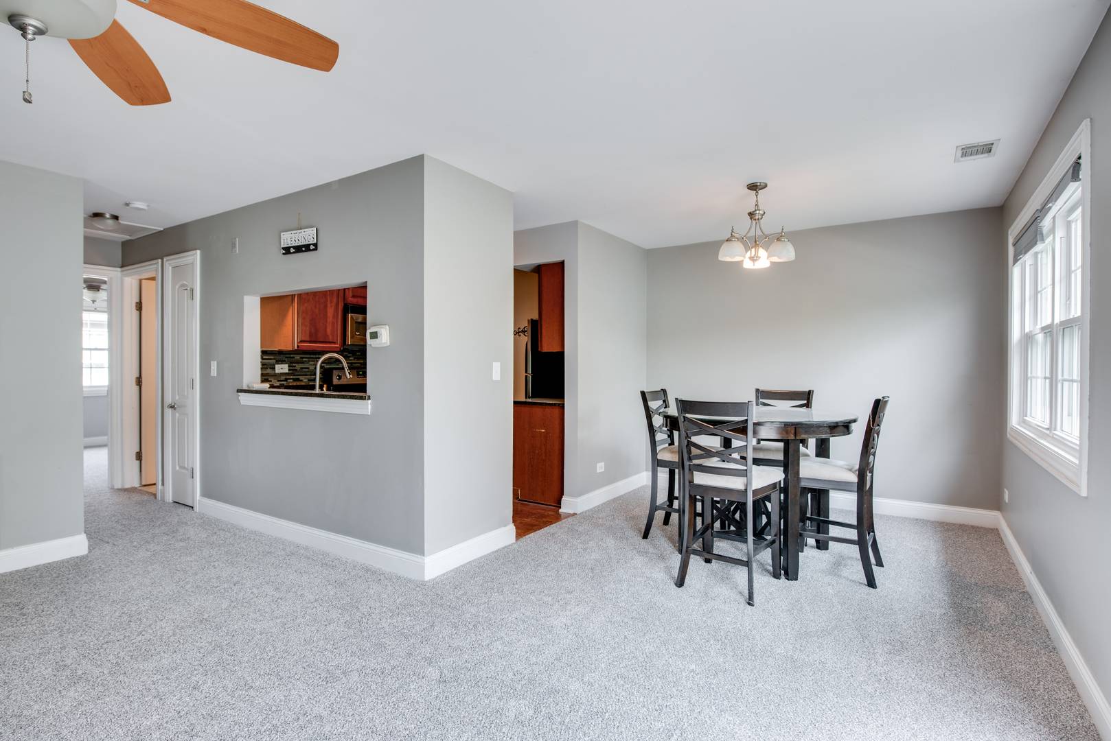 19 Foxcroft RD #203, Naperville, IL 60565