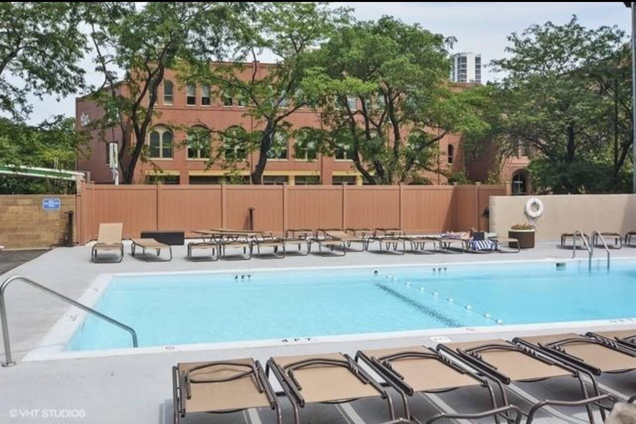 1660 N La Salle DR #210, Chicago, IL 60614