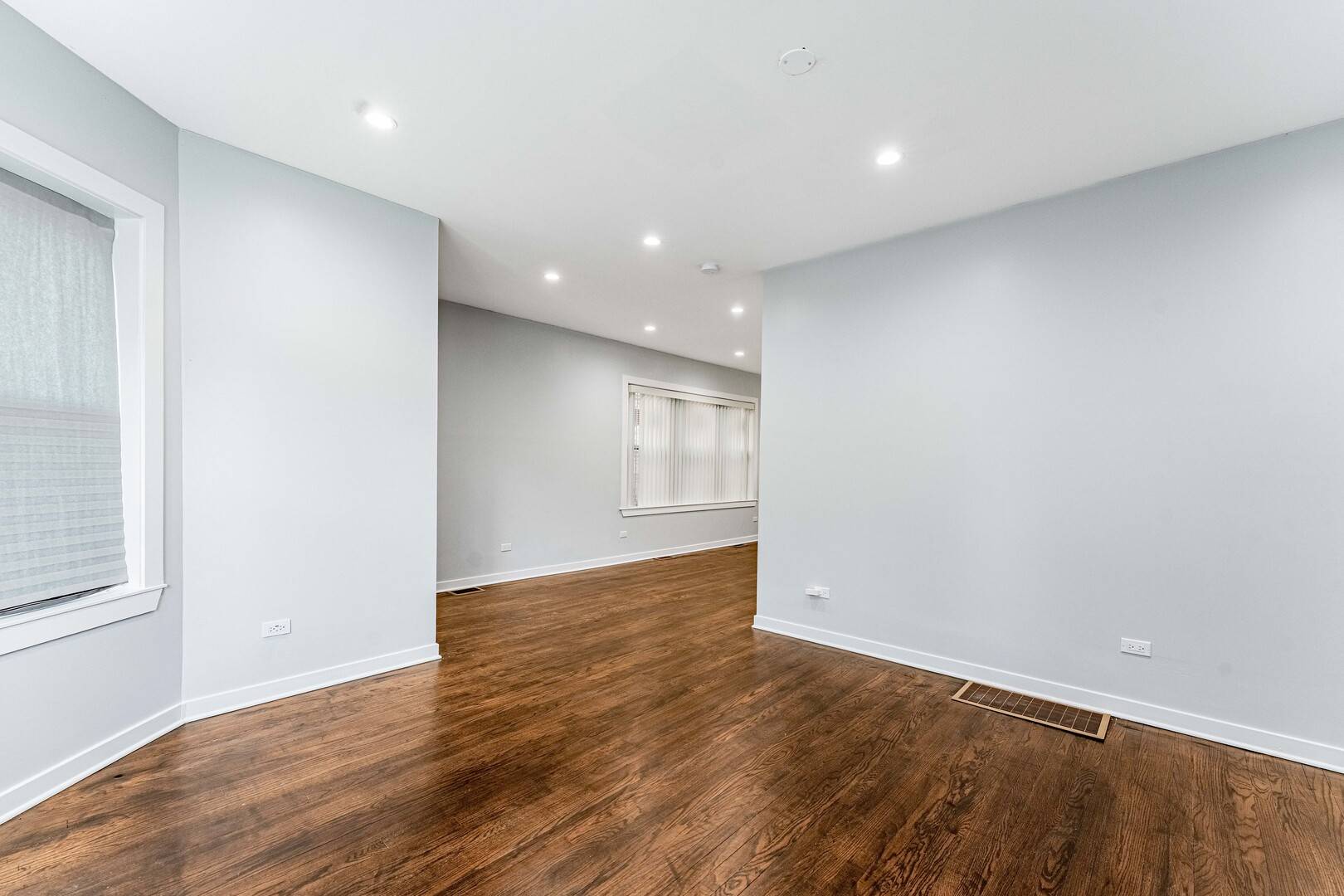 12238 S Yale AVE, Chicago, IL 60628