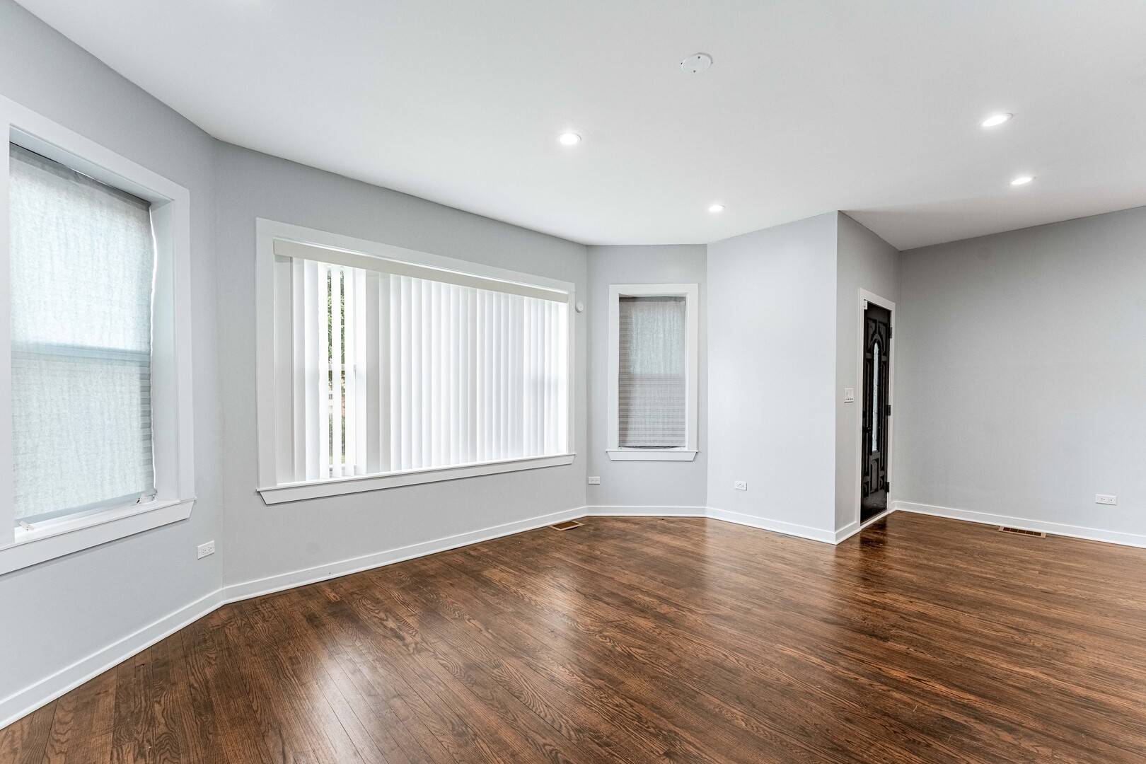 12238 S Yale AVE, Chicago, IL 60628