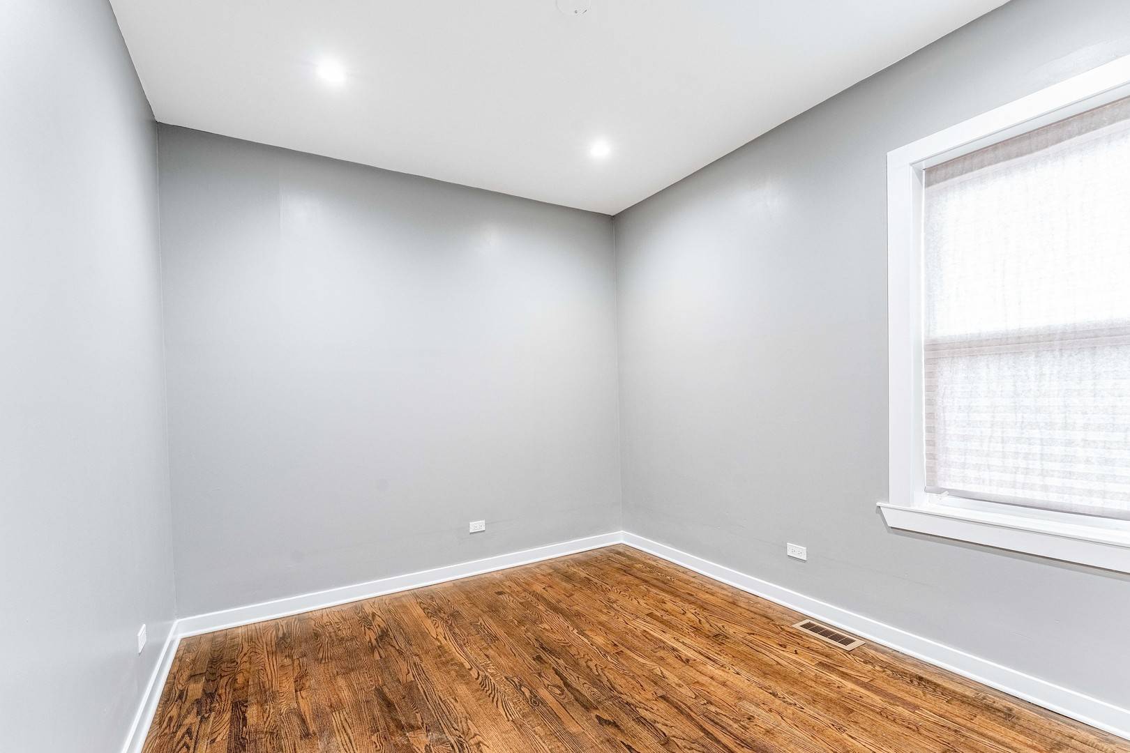 12238 S Yale AVE, Chicago, IL 60628