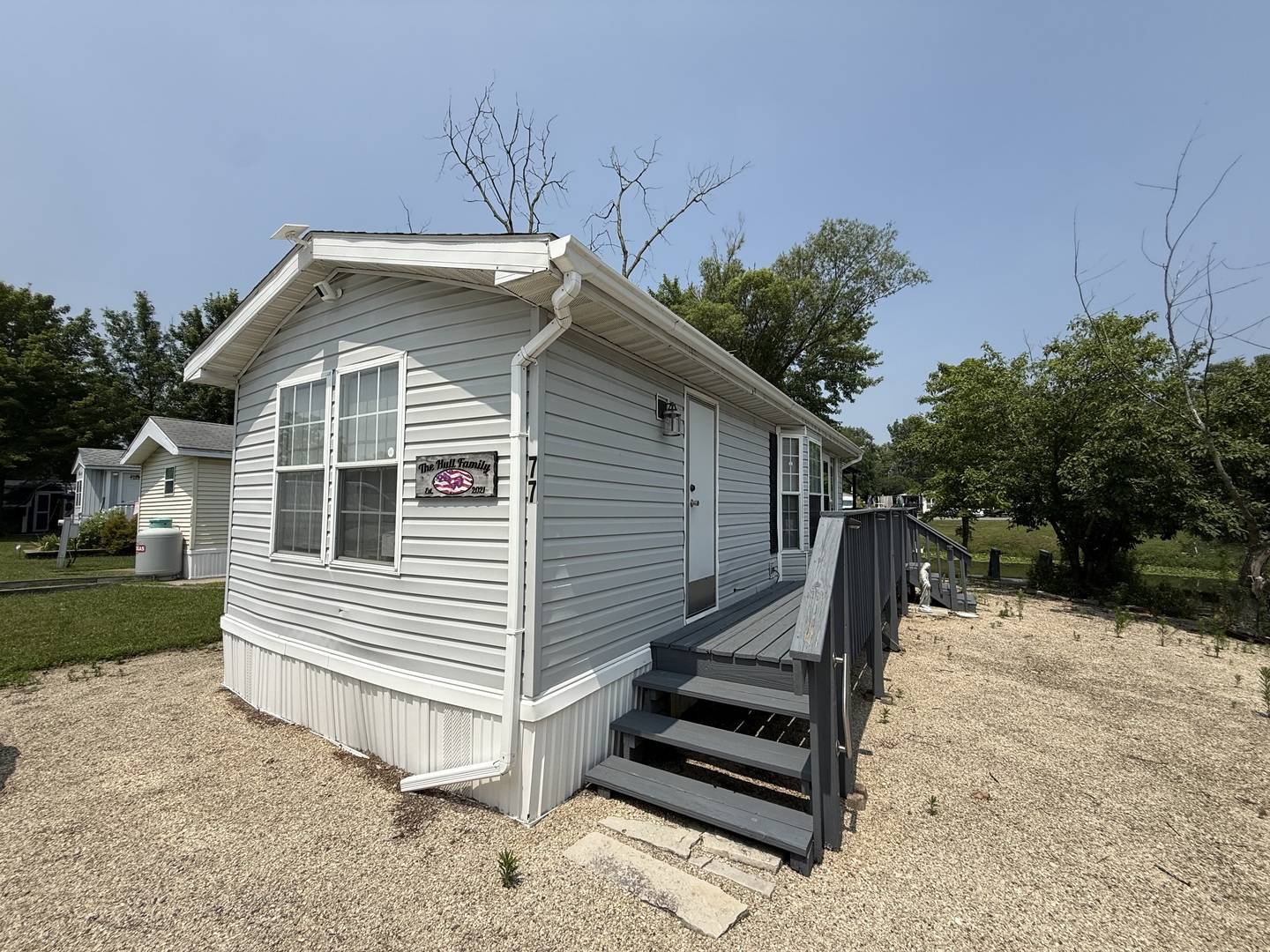 77 Dinosaur RD, Wilmington, IL 60481