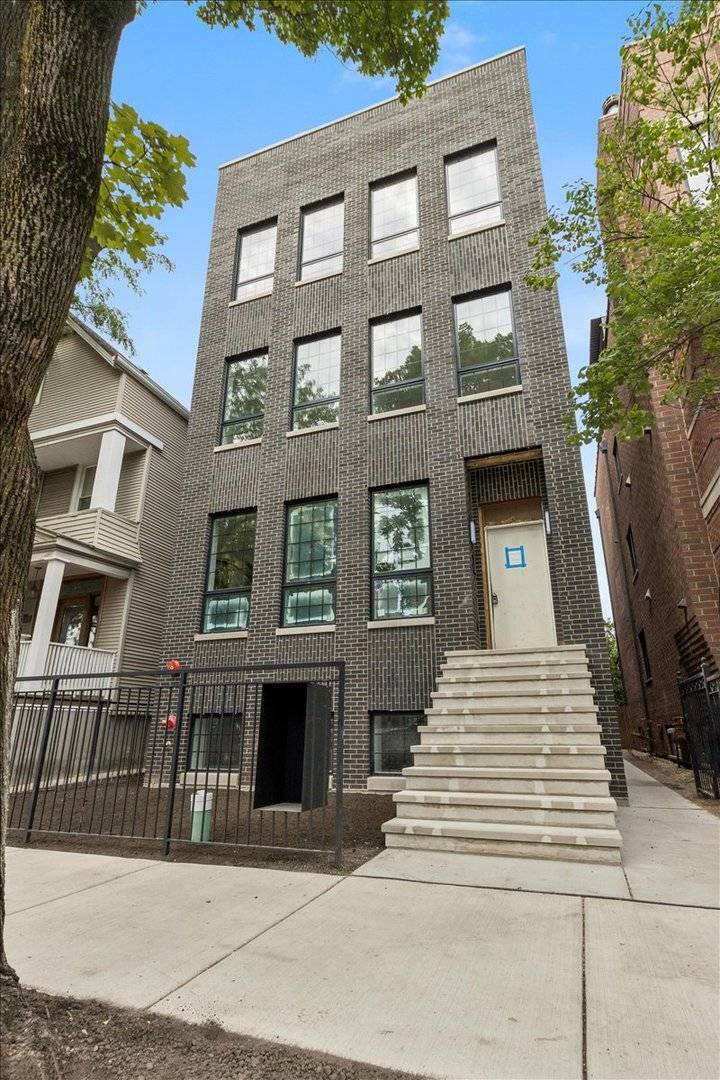3820 N Damen AVE #2, Chicago, IL 60618