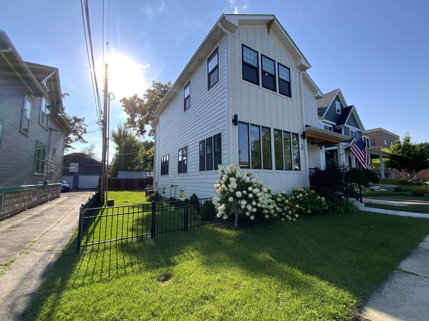 19 N Main ST, Naperville, IL 60540