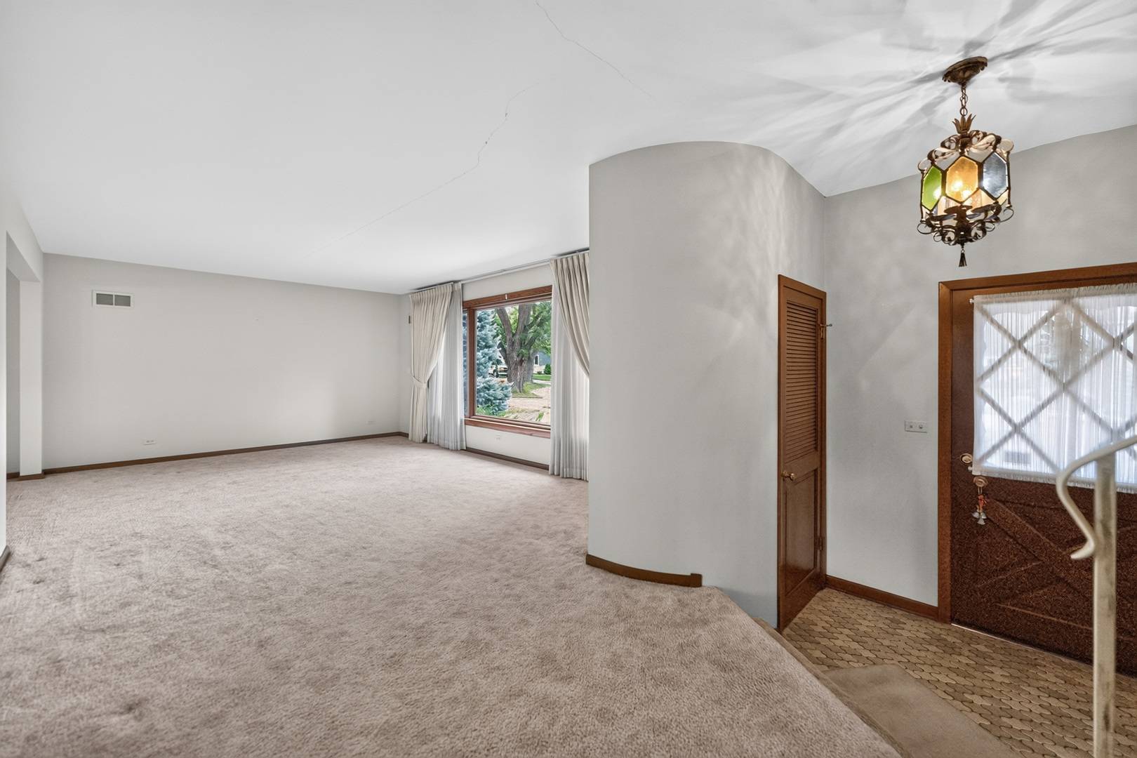 117 York CT, Naperville, IL 60540