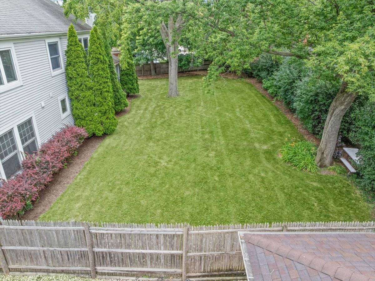 542 Wayland AVE, Kenilworth, IL 60043