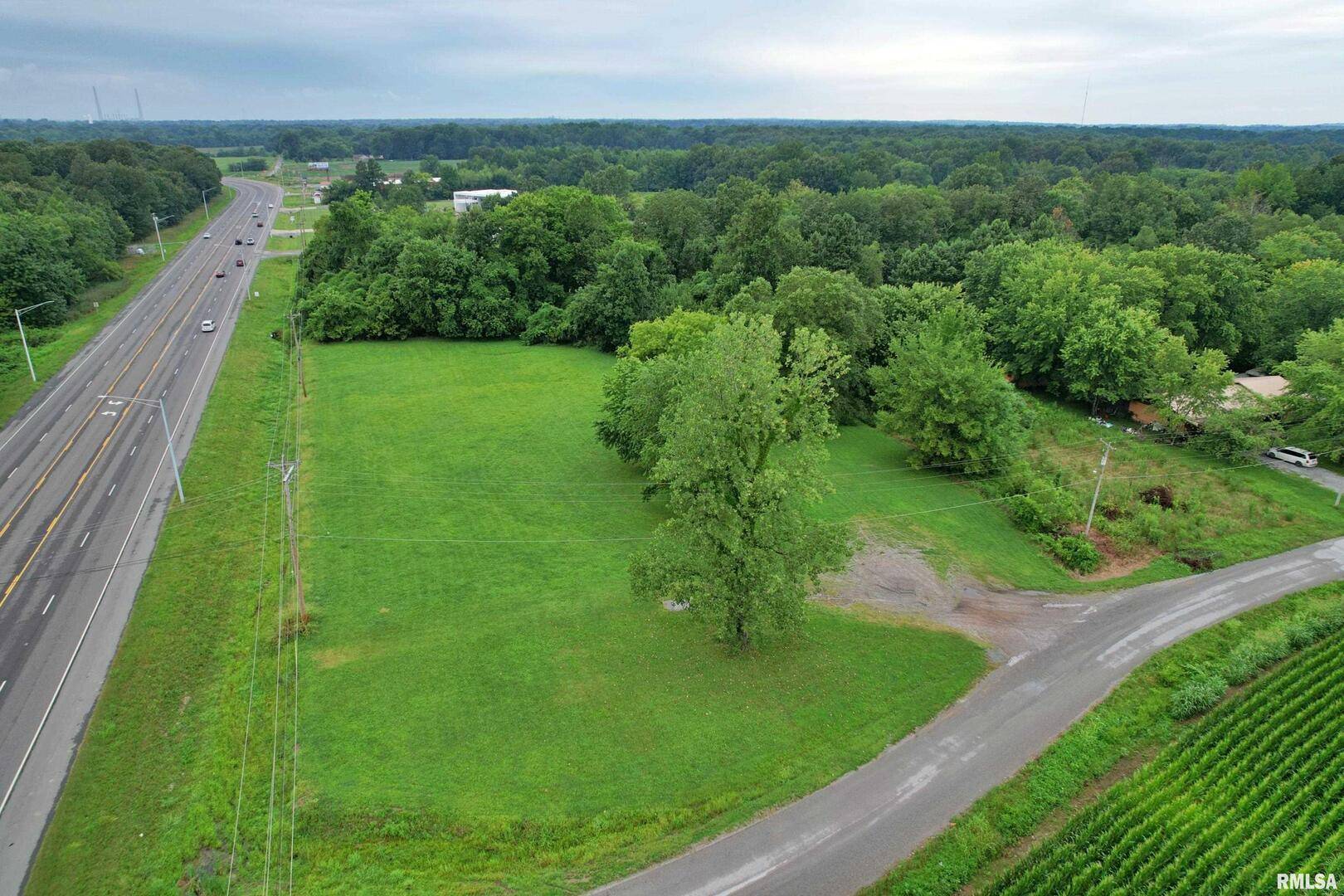 11 Faughn LN, Metropolis, IL 62960