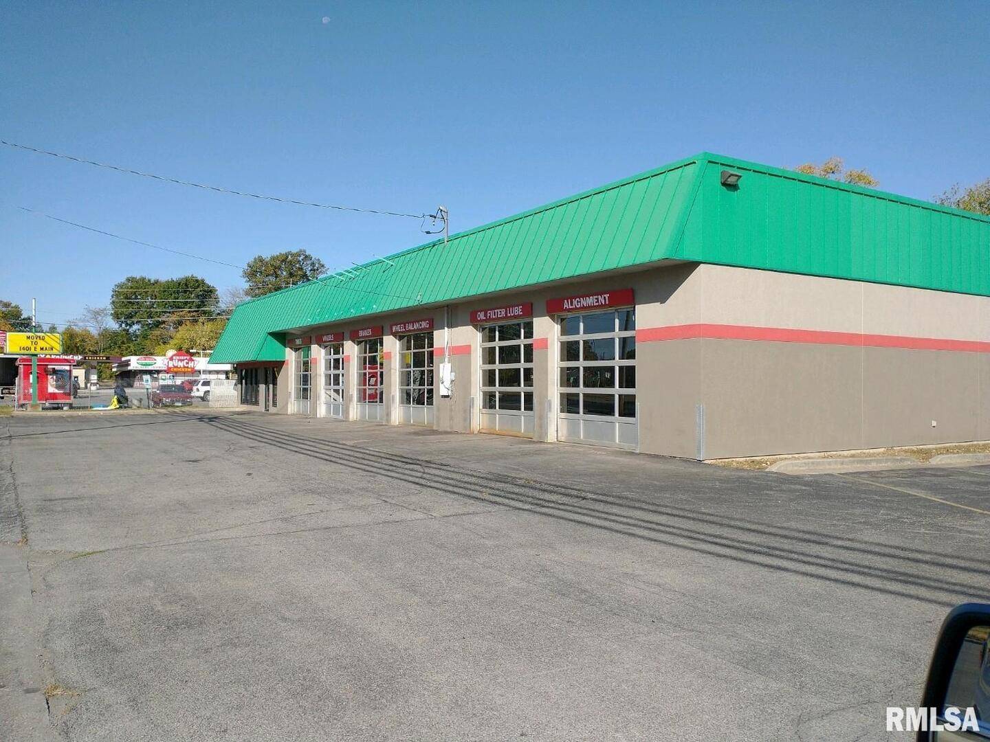 610 E MAIN ST, Carbondale, IL 62901